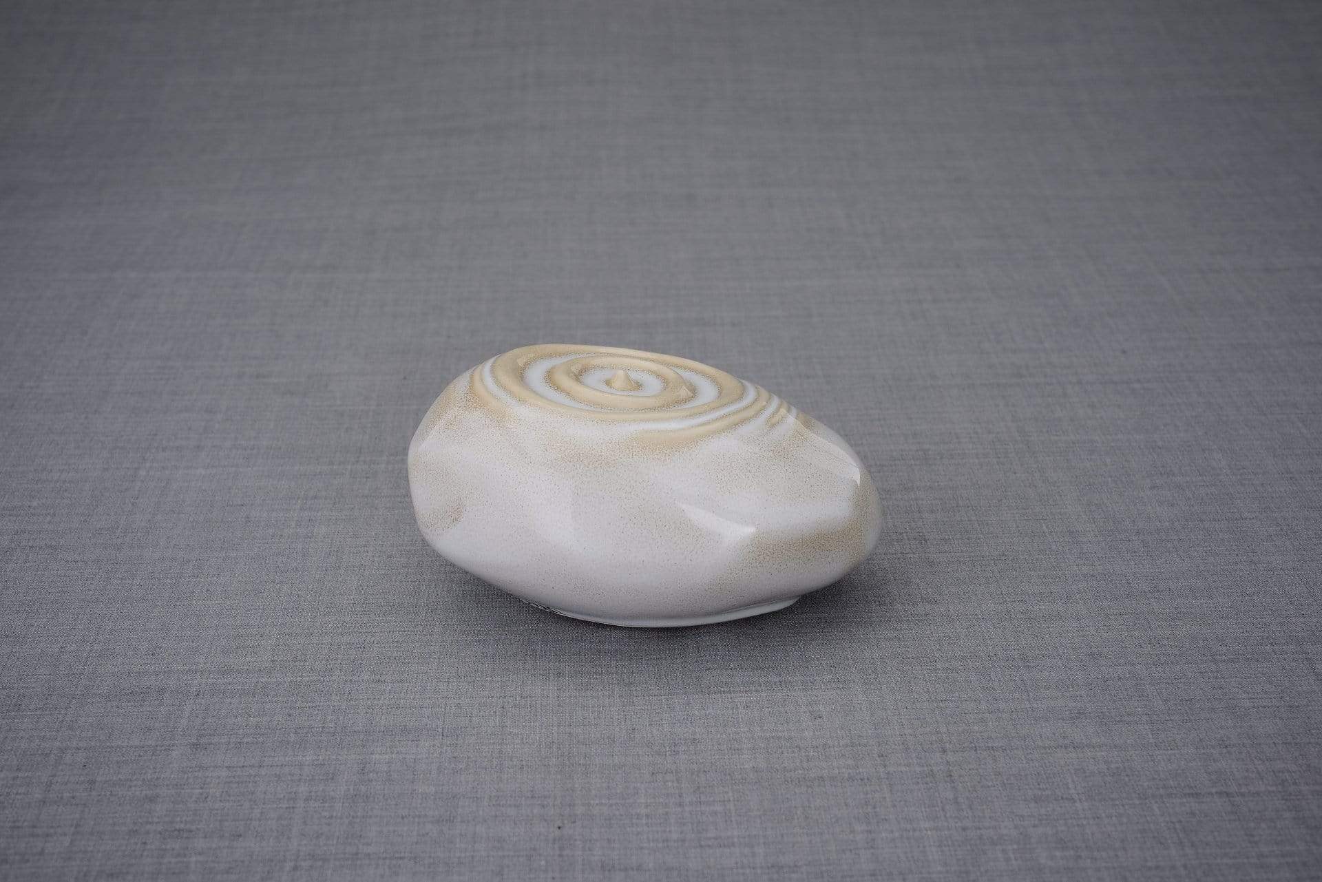 Resonance Handmade Cremation Keepsake Urn for Ashes, color Beige Melange-Pulvis Art Urns
