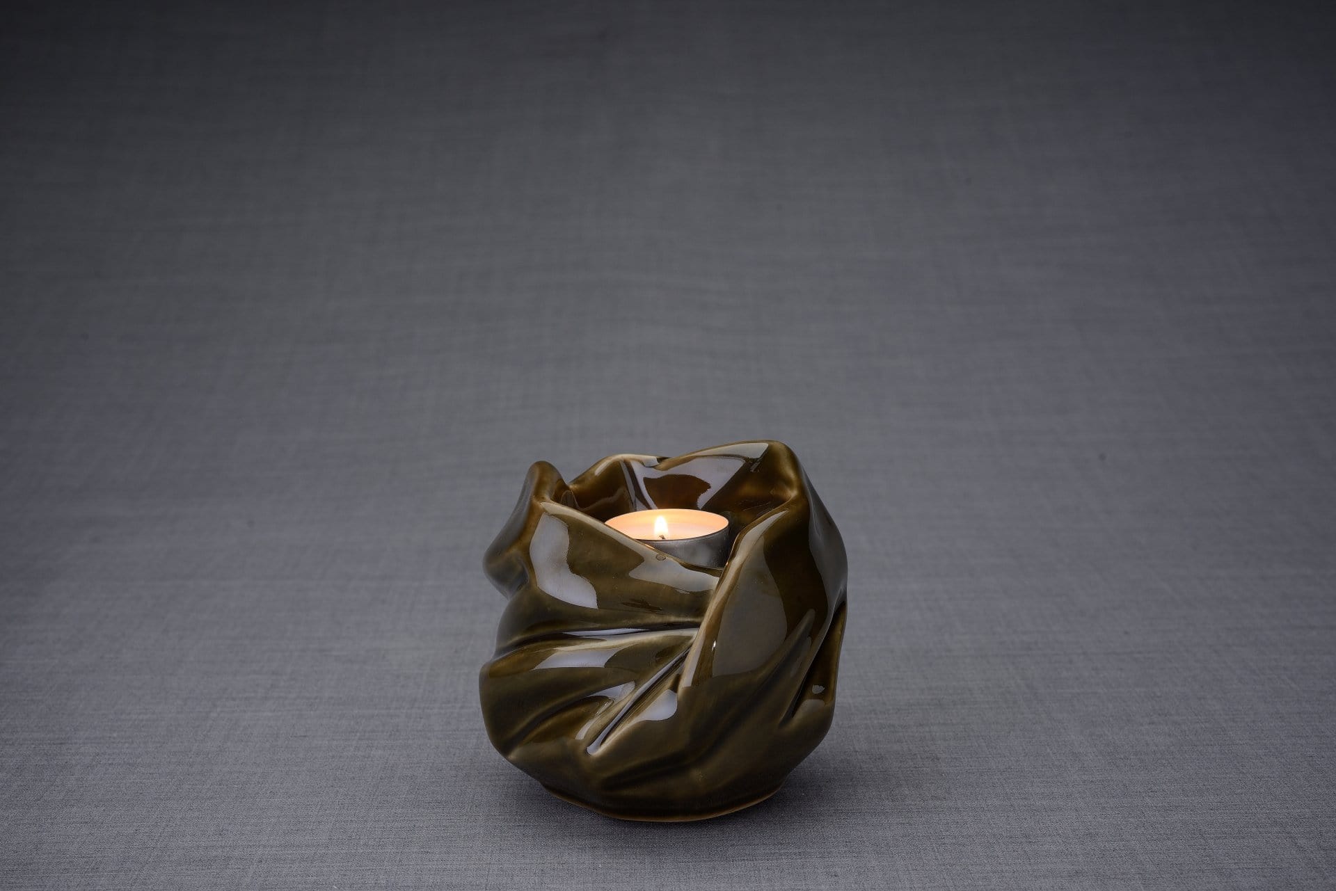 The Holy Mother Handmade Keepsake Cremation Urn for Ashes, color Oily Green, Candle-holder-Pulvis Art Urns