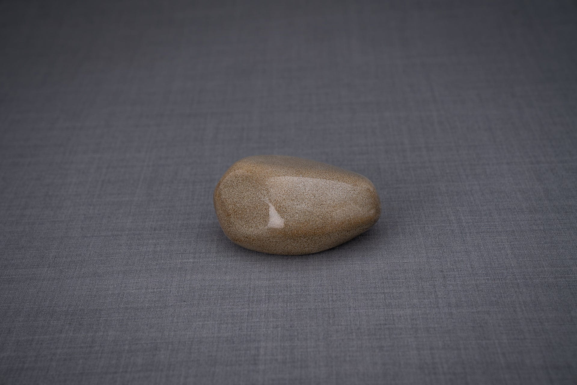 Pulvis Art Urns Keepsake Urn Handmade Mini Keepsake Urn "Palm Stone" - Beige Grey | Ceramic