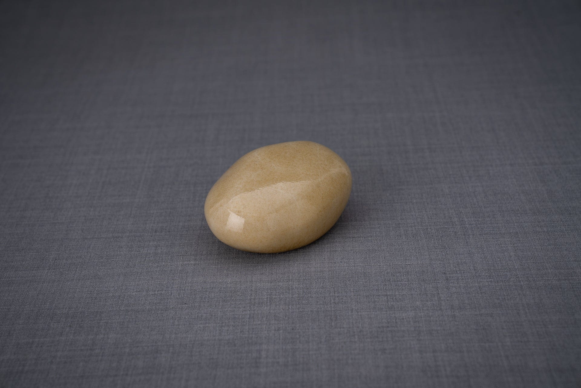 Pulvis Art Urns Keepsake Urn Handmade Mini Keepsake Urn "Palm Stone" - Light Sand | Ceramic