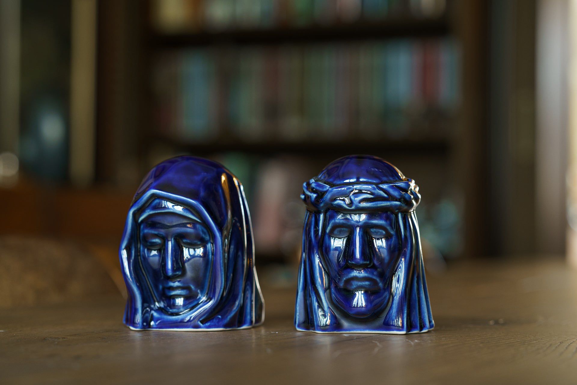 Pulvis Art Urns Keepsake Urn Handmade Mini Keepsake Urn "The Christ" - Cobalt Metallic | Ceramic