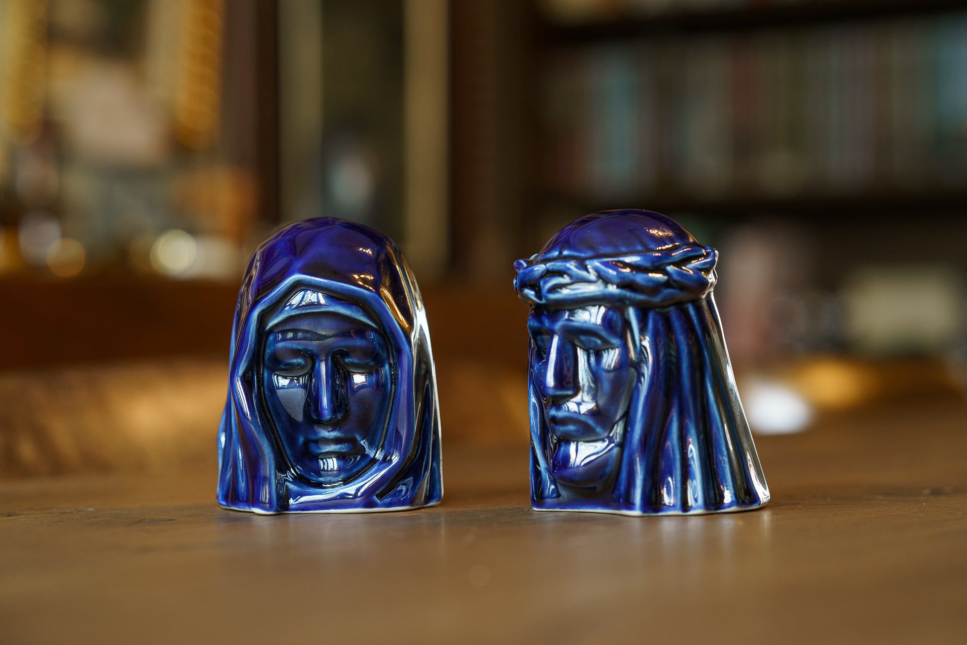 Pulvis Art Urns Keepsake Urn Handmade Mini Keepsake Urn "The Christ" - Cobalt Metallic | Ceramic