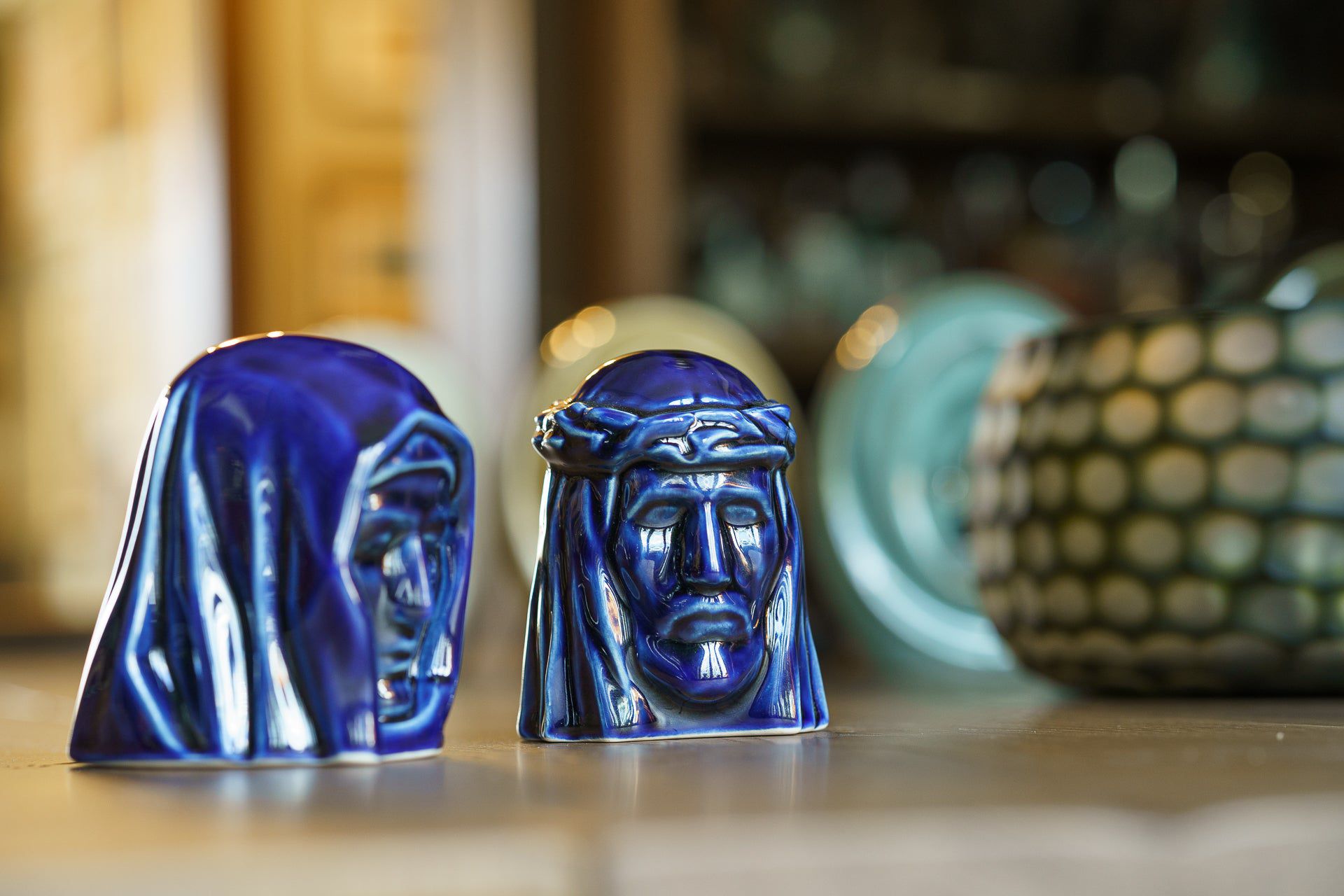 Pulvis Art Urns Keepsake Urn Handmade Mini Keepsake Urn "The Christ" - Cobalt Metallic | Ceramic