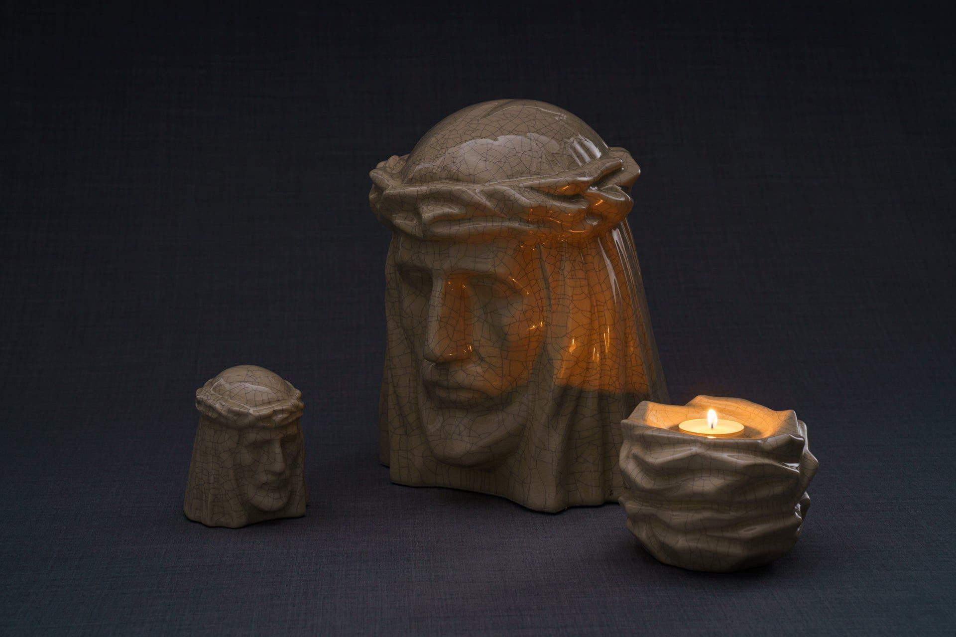 Pulvis Art Urns Keepsake Urn Handmade Mini Keepsake Urn "The Christ" - Craquelure | Ceramic