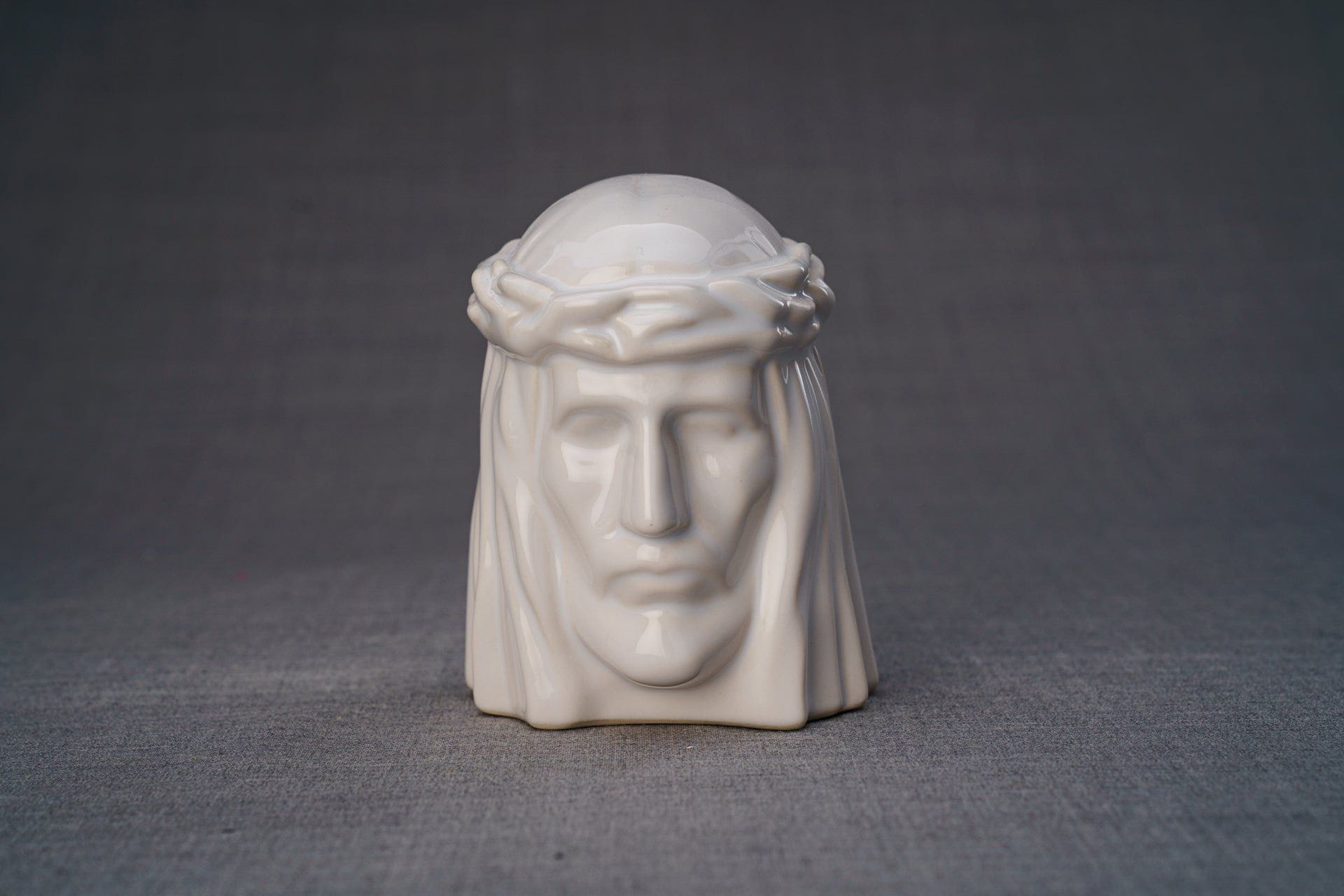 Pulvis Art Urns Keepsake Urn Handmade Mini Keepsake Urn "The Christ" - White | Ceramic