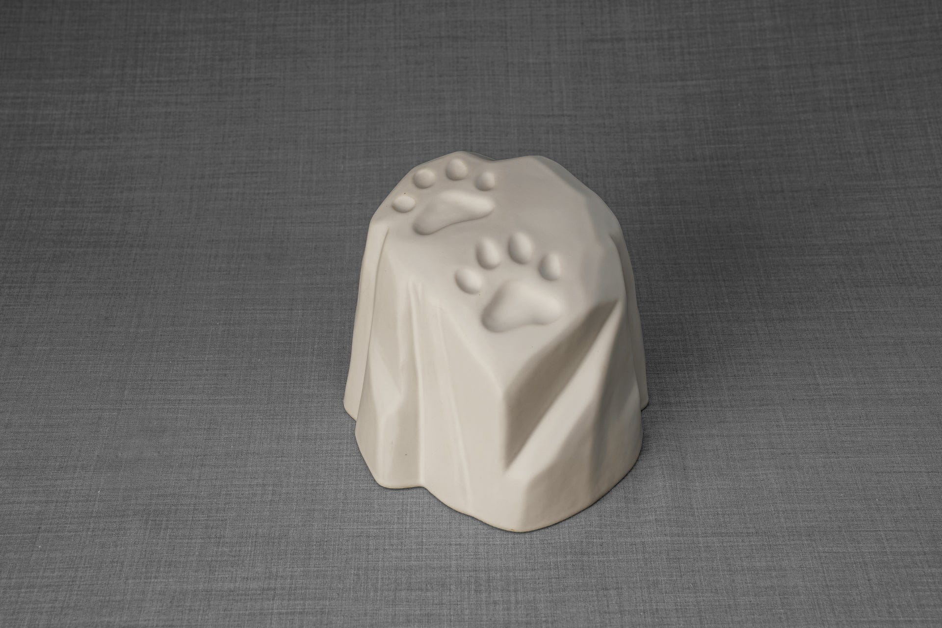 Pulvis Art Urns Memorial Bundle White Matte / Light Paw Print Memorial Bundle - 4 Pieces - Portrait | Urn | Nameplate Holder | Scented Candle