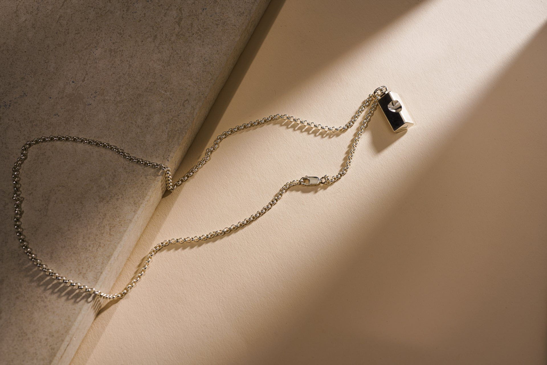 Pulvis Art Urns Memorial Cremation Necklace – Heart | Silver | Handmade Cremation Jewelry