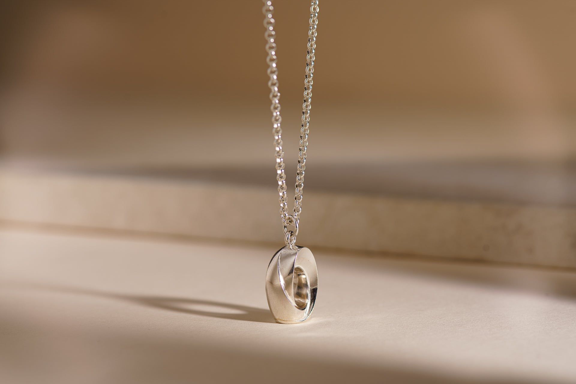 Pulvis Art Urns Memorial Cremation Necklace – The Passage | Silver | Handmade Cremation Jewelry