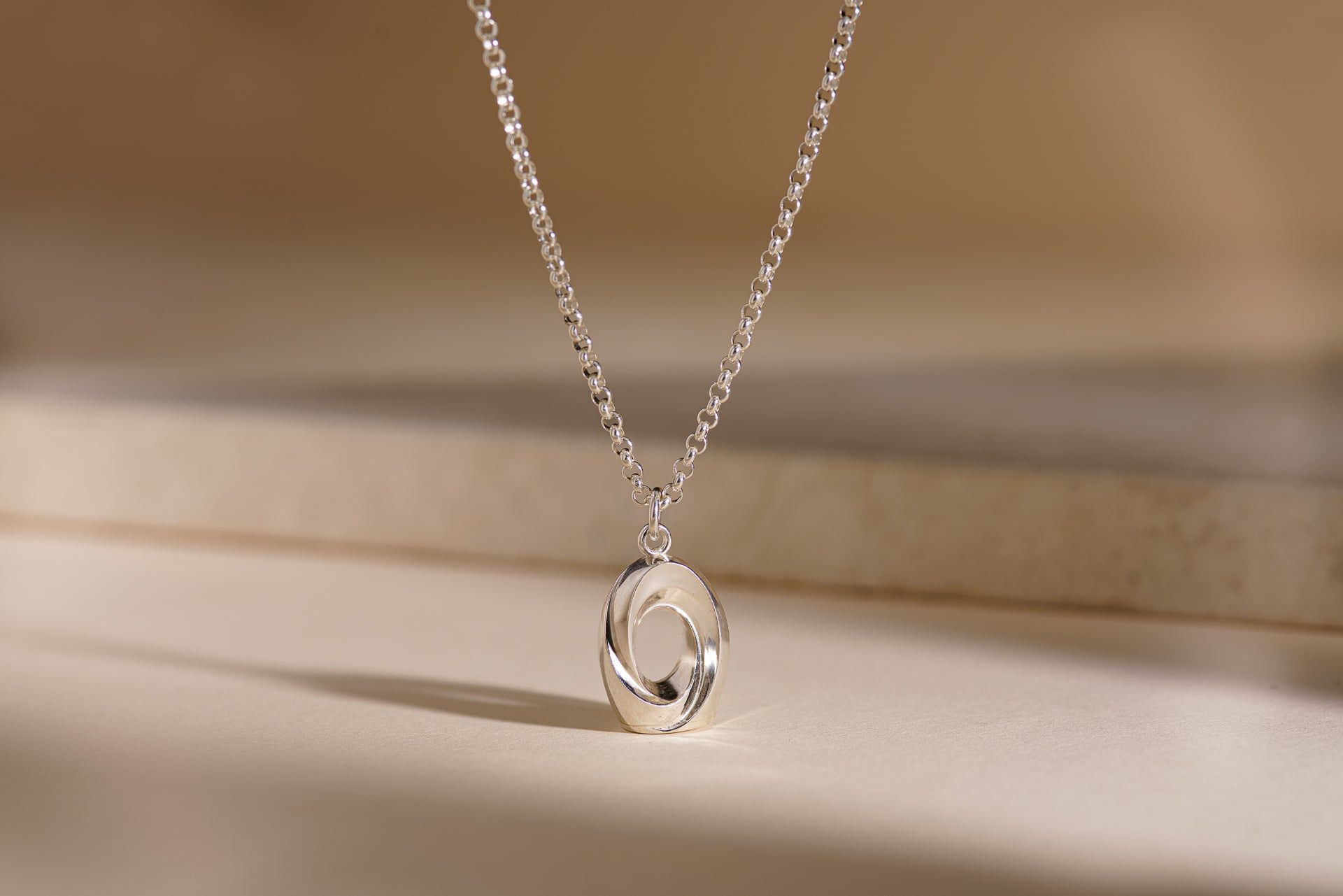 Pulvis Art Urns Memorial Cremation Necklace – The Passage | Silver | Handmade Cremation Jewelry