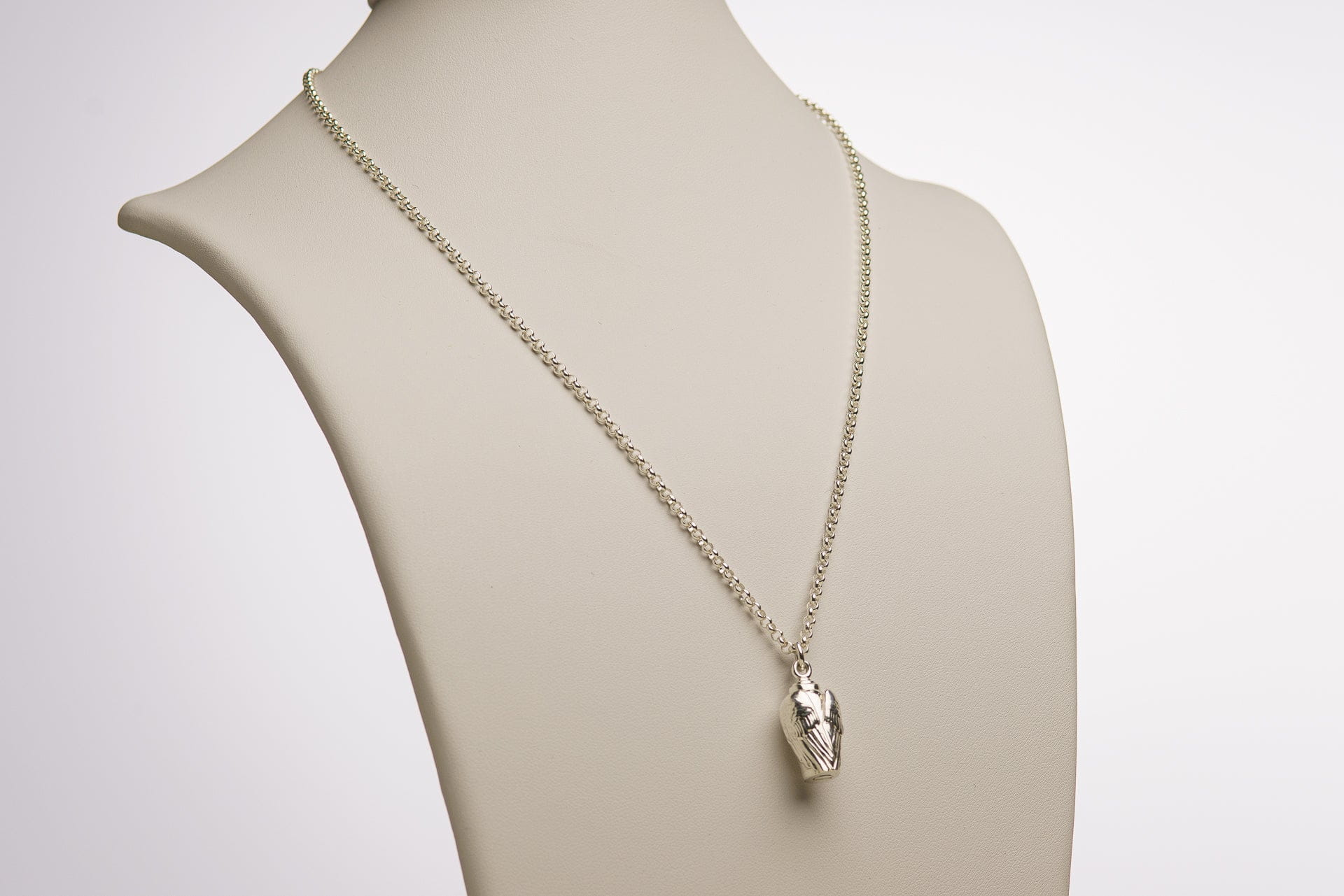 Pulvis Art Urns Memorial Cremation Necklace – Wings | Silver | Handmade Cremation Jewelry