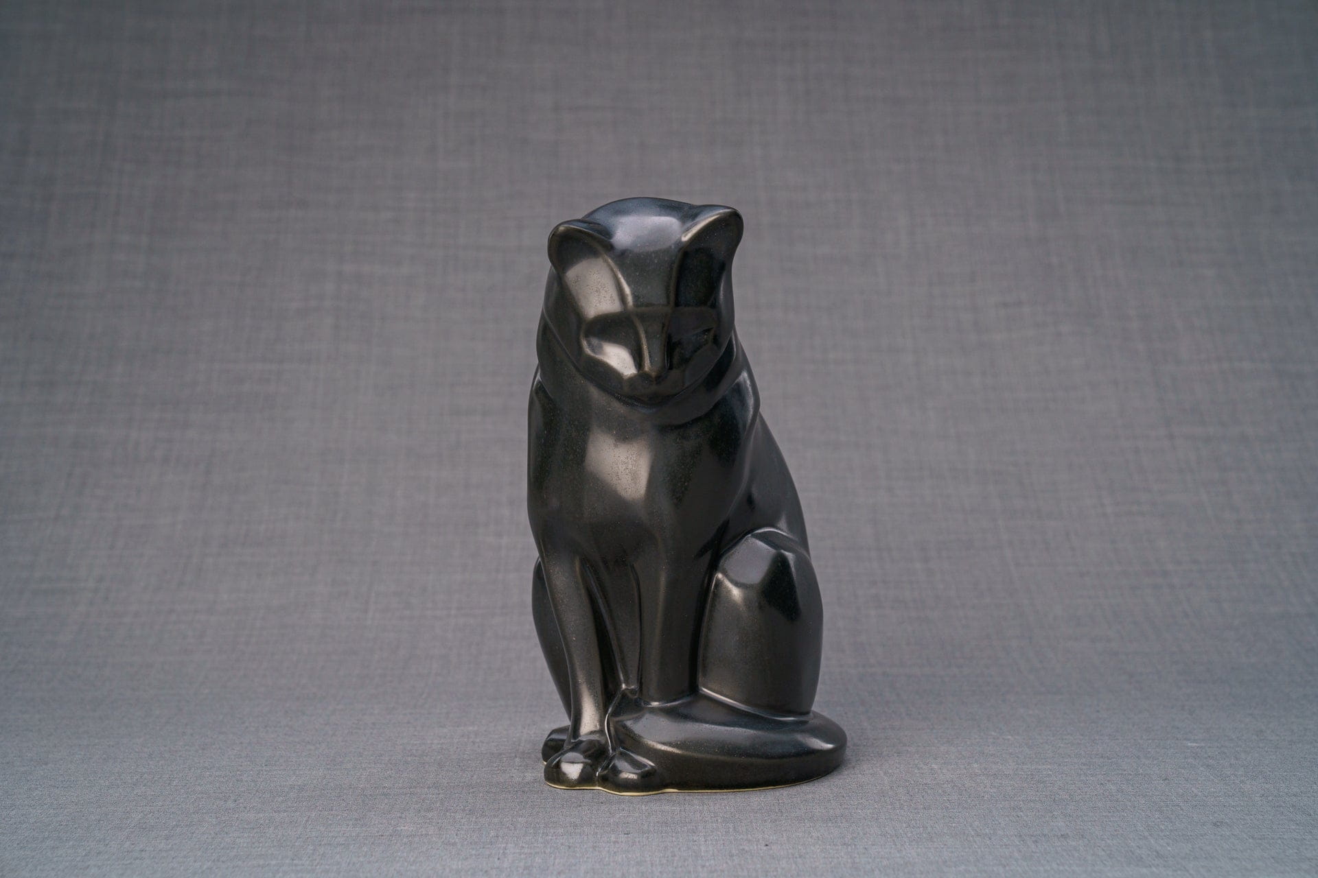 Pulvis Art Urns Dark Matte / Light "Neko" Pet Memorial Bundle - 4 pcs. | Handmade