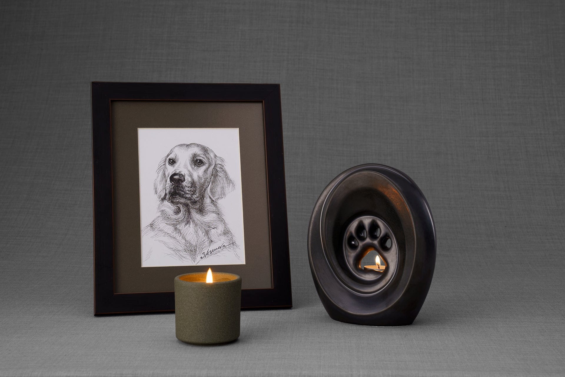 Pulvis Art Urns "Paw" Pet Memorial Bundle - 4 pcs. | Handmade