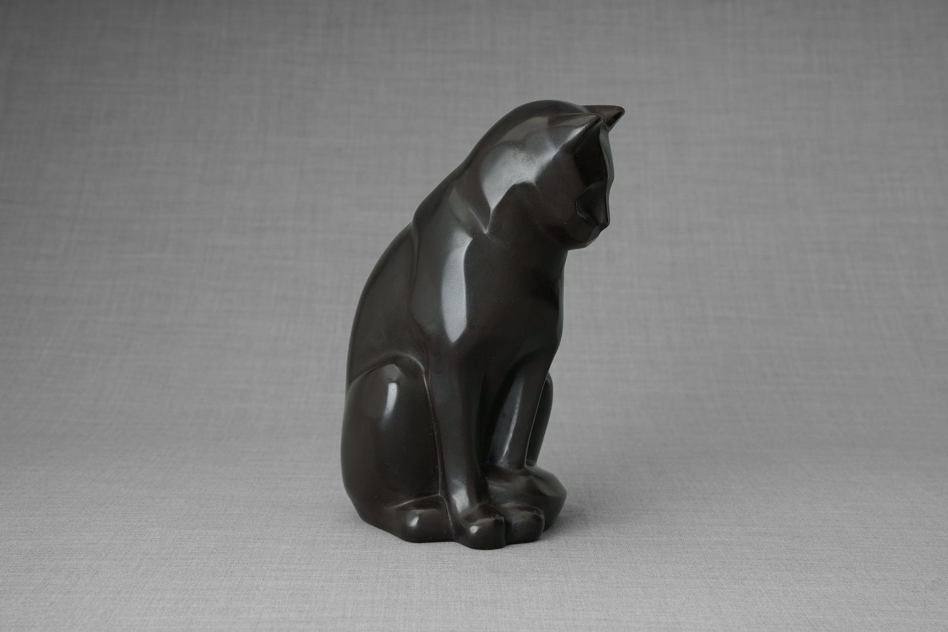 Pulvis Art Urns Pet Urn Cast Bronze Cat Urn "Neko" | Dark Matte Patina |Cast Bronze