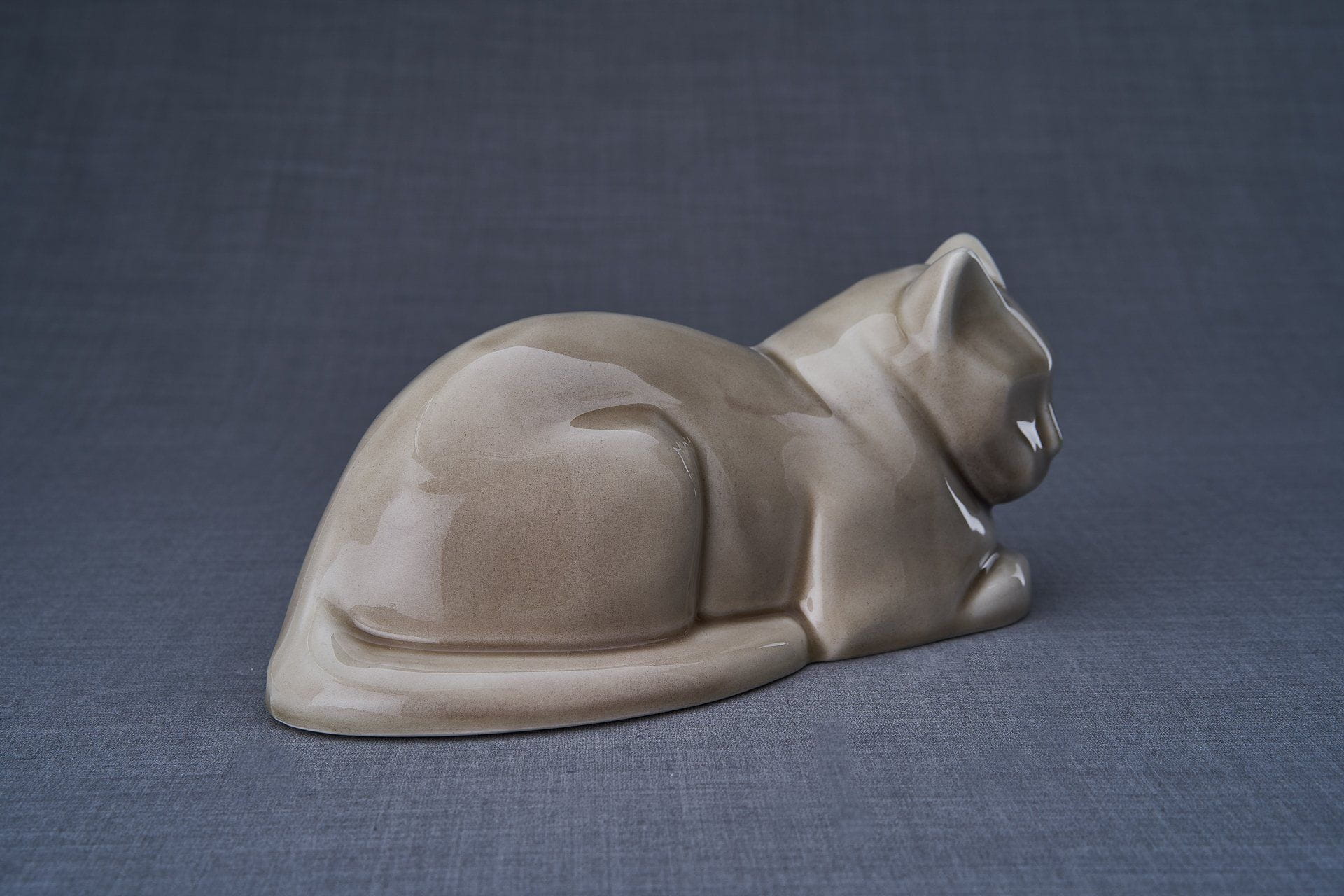 Cat Cremation Urn for Ashes - Beige Grey | Ceramic | Handmade