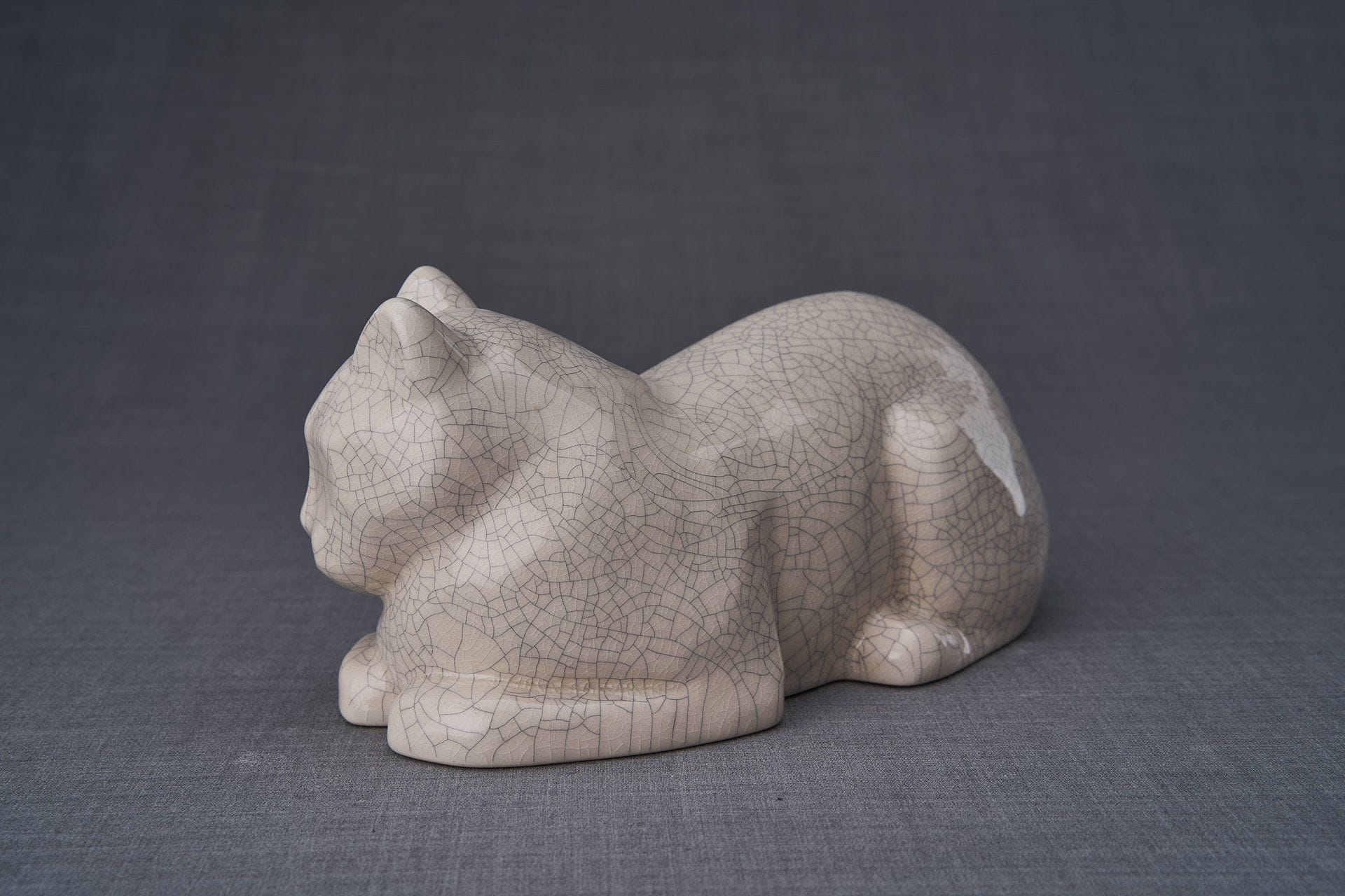 Cat Cremation Urn for Ashes - Craquelure | Ceramic | Handmade
