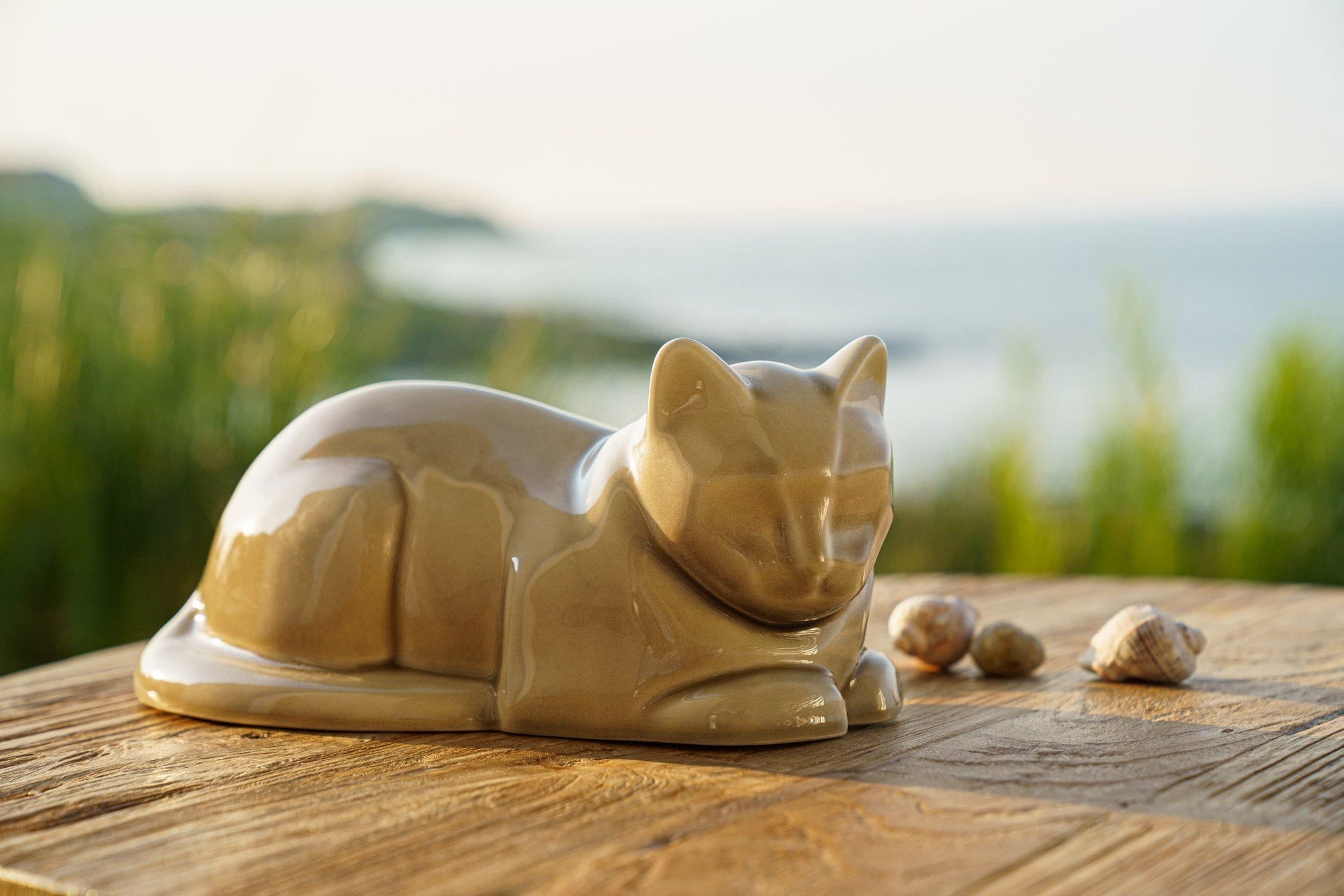 Cat Cremation Urn for Ashes - Dark Sand | Ceramic | Handmade
