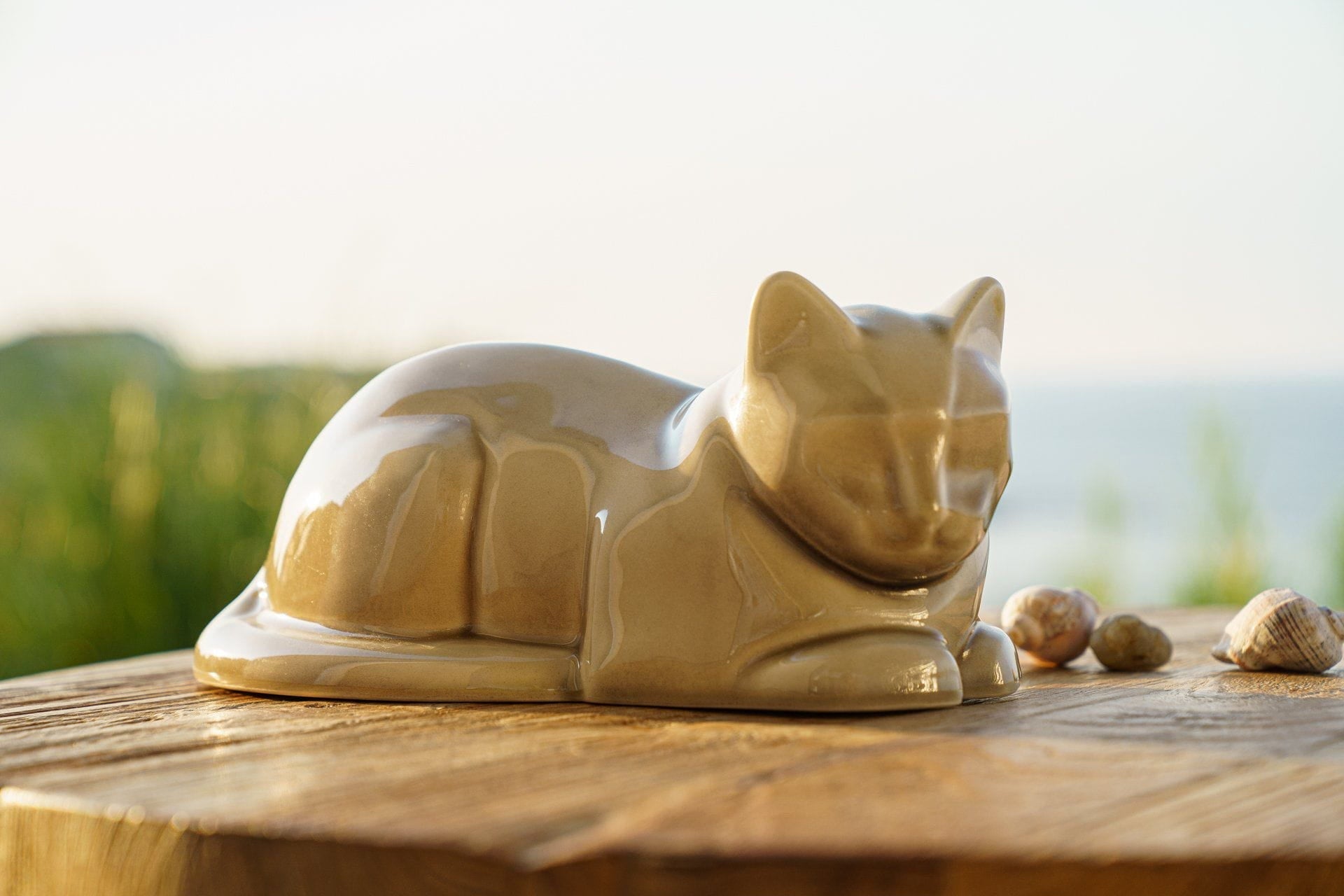 Cat Cremation Urn for Ashes - Dark Sand | Ceramic | Handmade