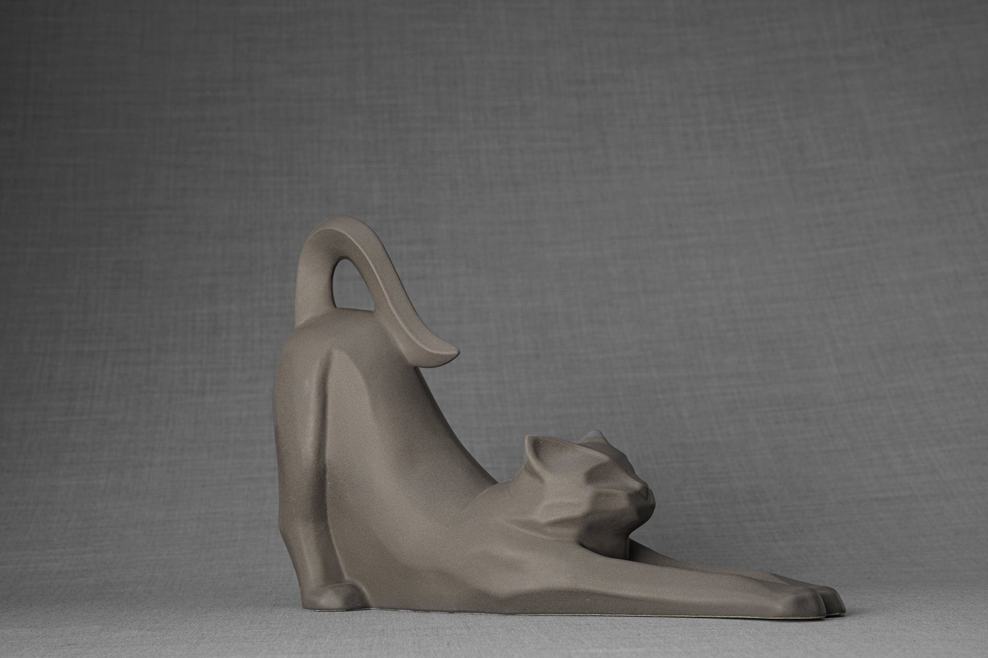 Pulvis Art Urns Pet Urn Cat Cremation Urn For Ashes "Grace" - Grey Matte | Ceramic