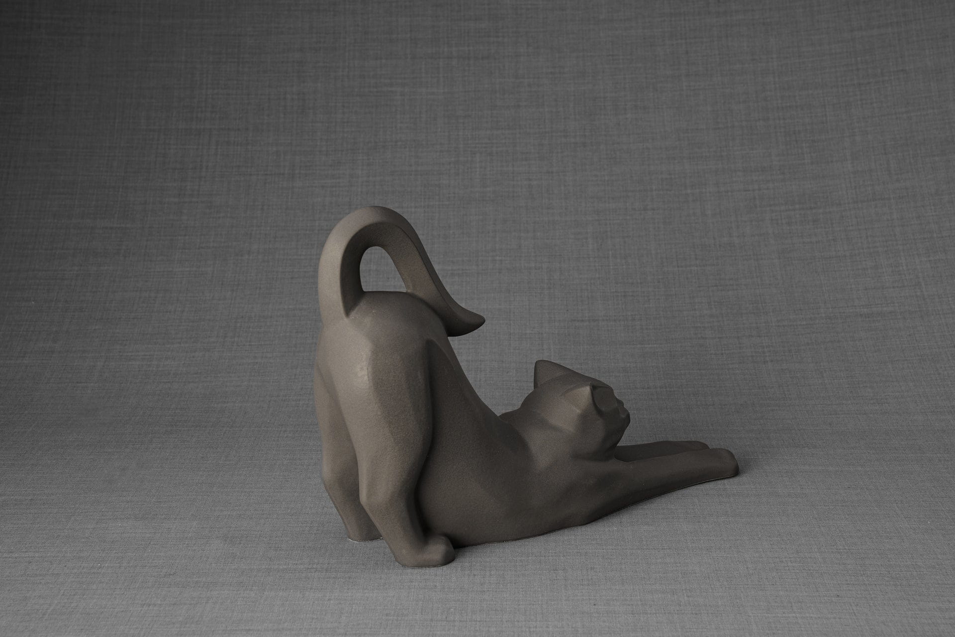 Pulvis Art Urns Pet Urn Cat Cremation Urn For Ashes "Grace" - Grey Matte | Ceramic
