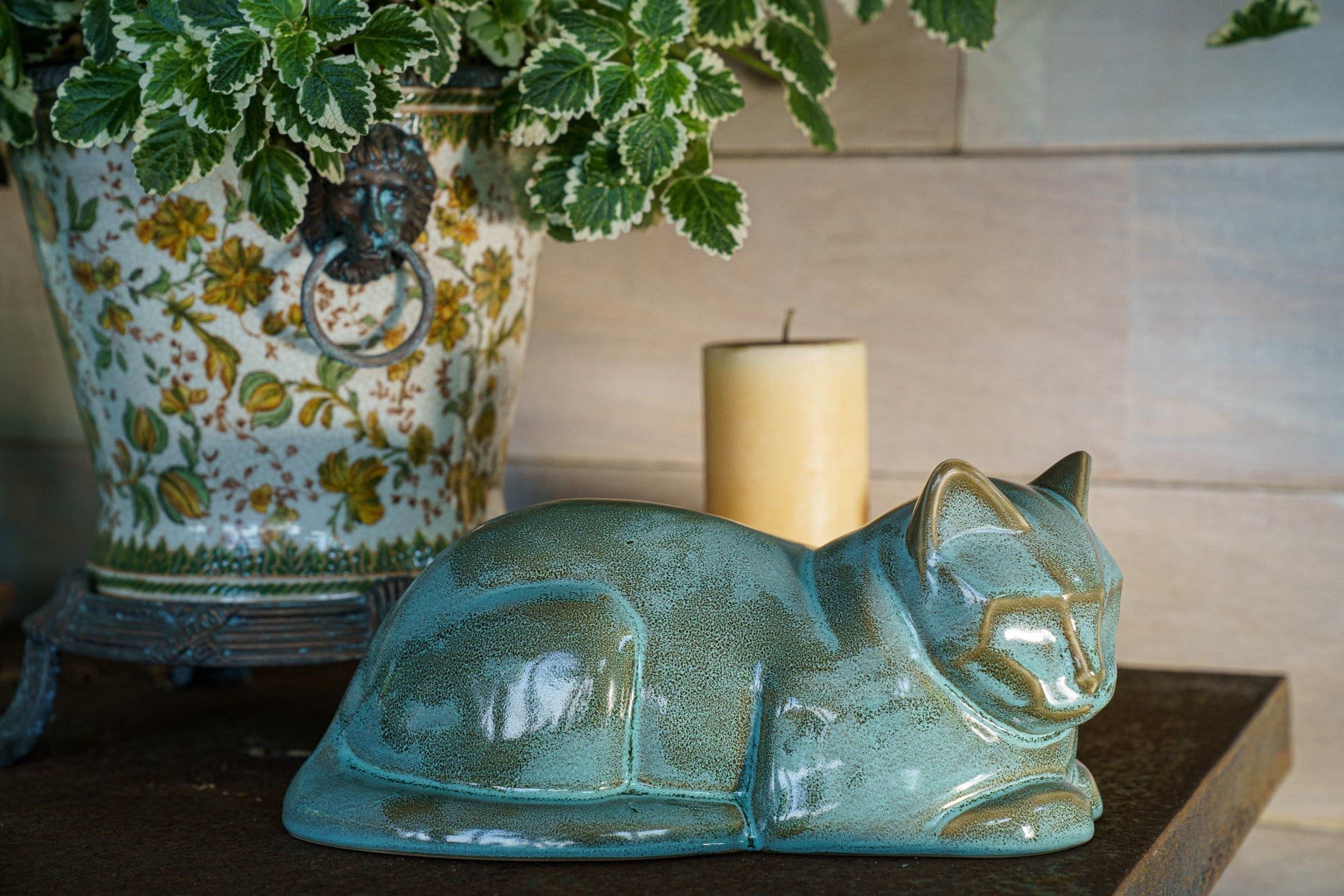 Cat Cremation Urn for Ashes - Oily Green Melange | Ceramic | Handmade