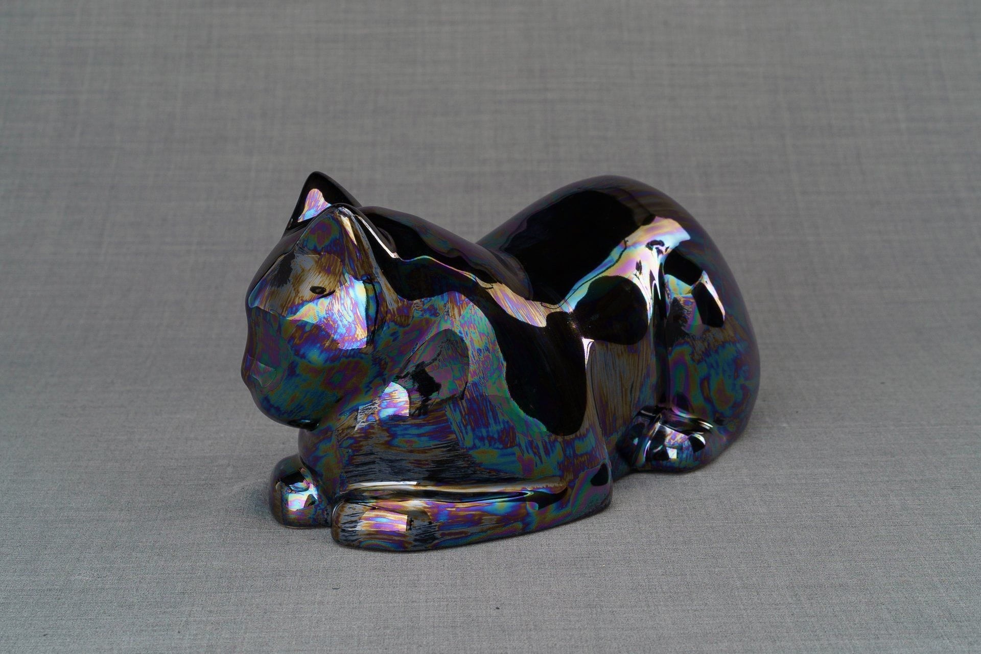 Pulvis Art Urns Pet Urn Cat Cremation Urn for Ashes - Rainbow Black | Ceramic | Handmade