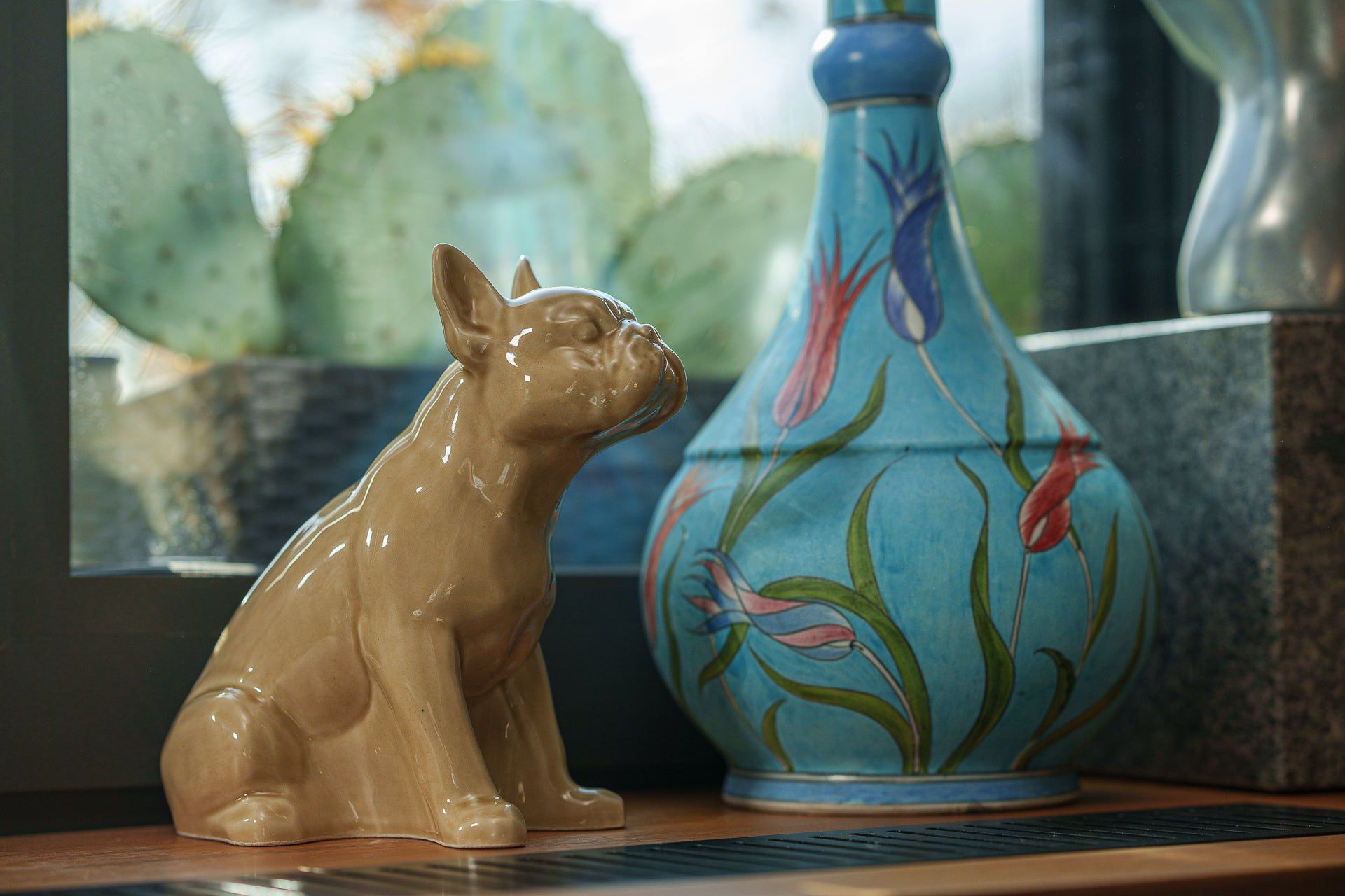 Pulvis Art Urns Pet Urn French Bulldog Pet Urn - Beige | Ceramic Urn