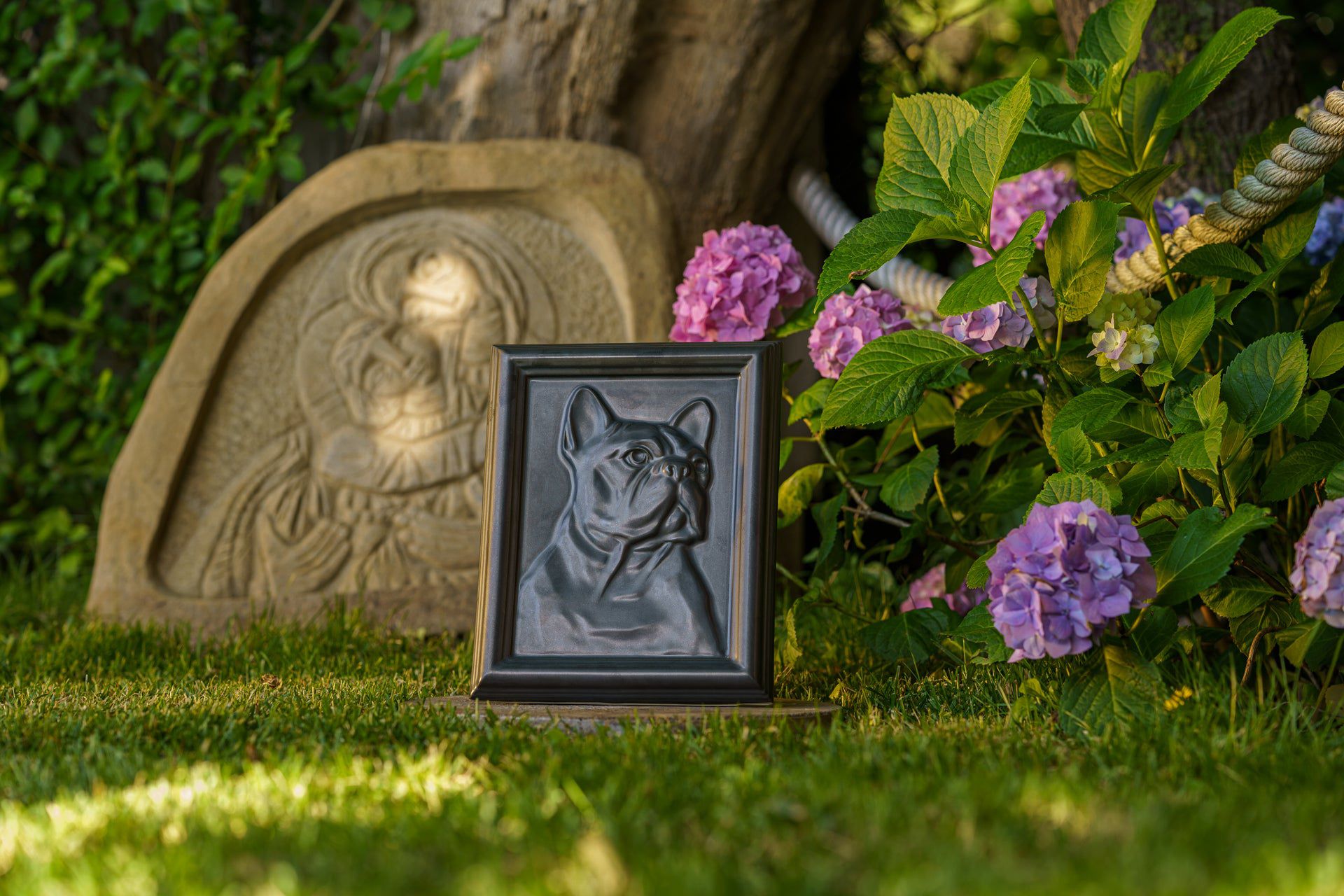 Pulvis Art Urns Pet Urn French Bulldog Pet Urn - Dark Matte | Ceramic | Handmade