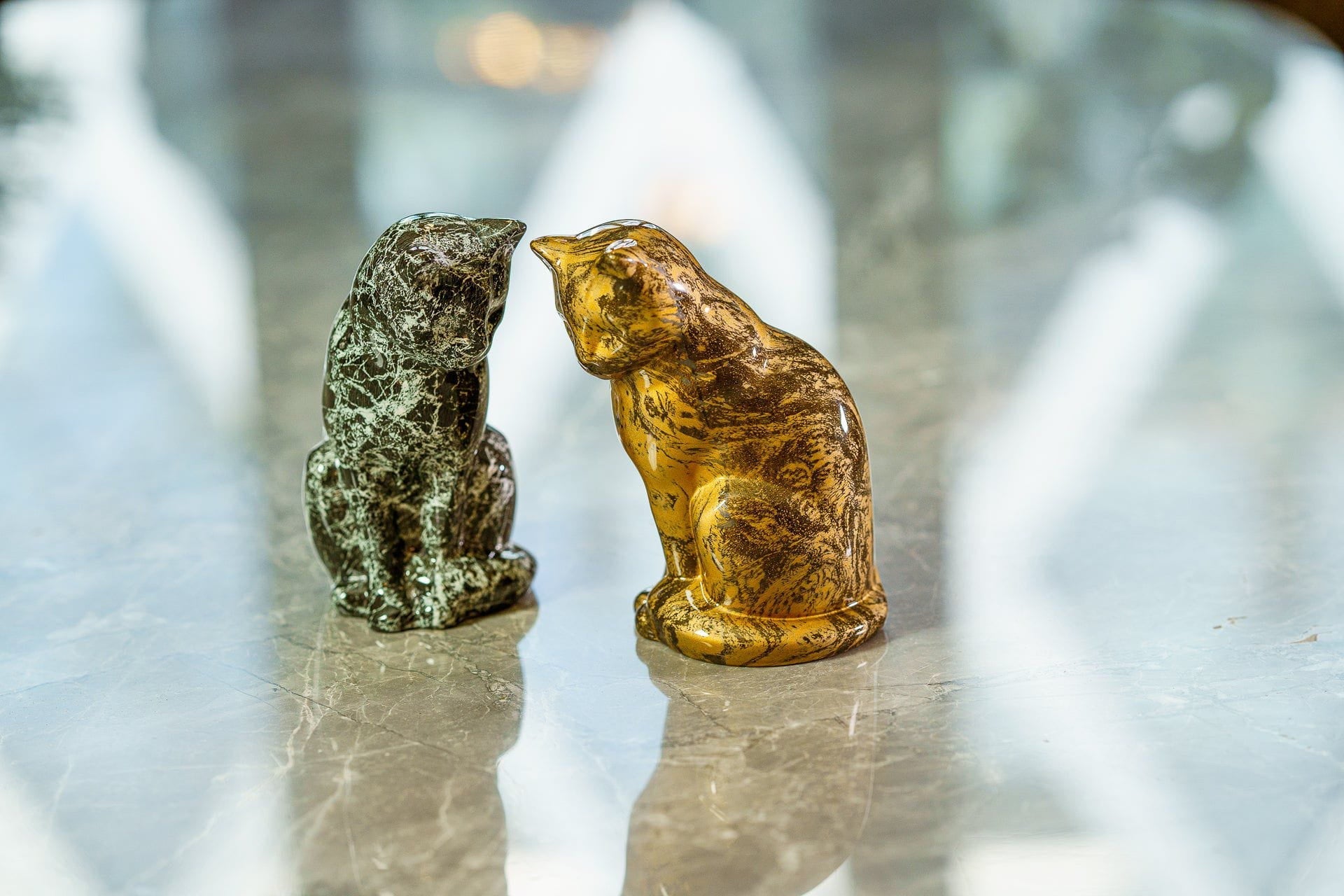 Pulvis Art Urns Pet Urn HydroGraphics Mini Pet Urn "Neko - Cosmos" - Ceramic | Hydro Dipping
