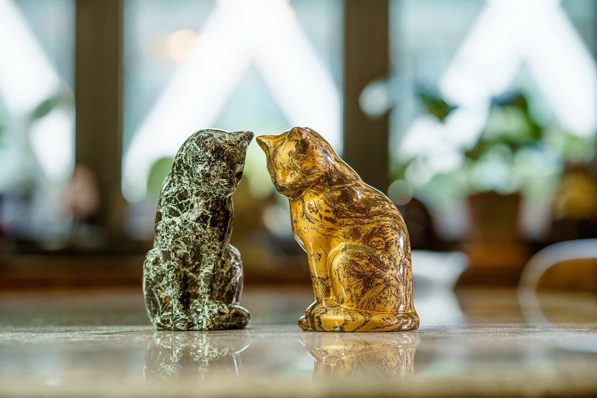 Pulvis Art Urns Pet Urn HydroGraphics Mini Pet Urn "Neko - Rusty " - Ceramic | Hydro Dipping