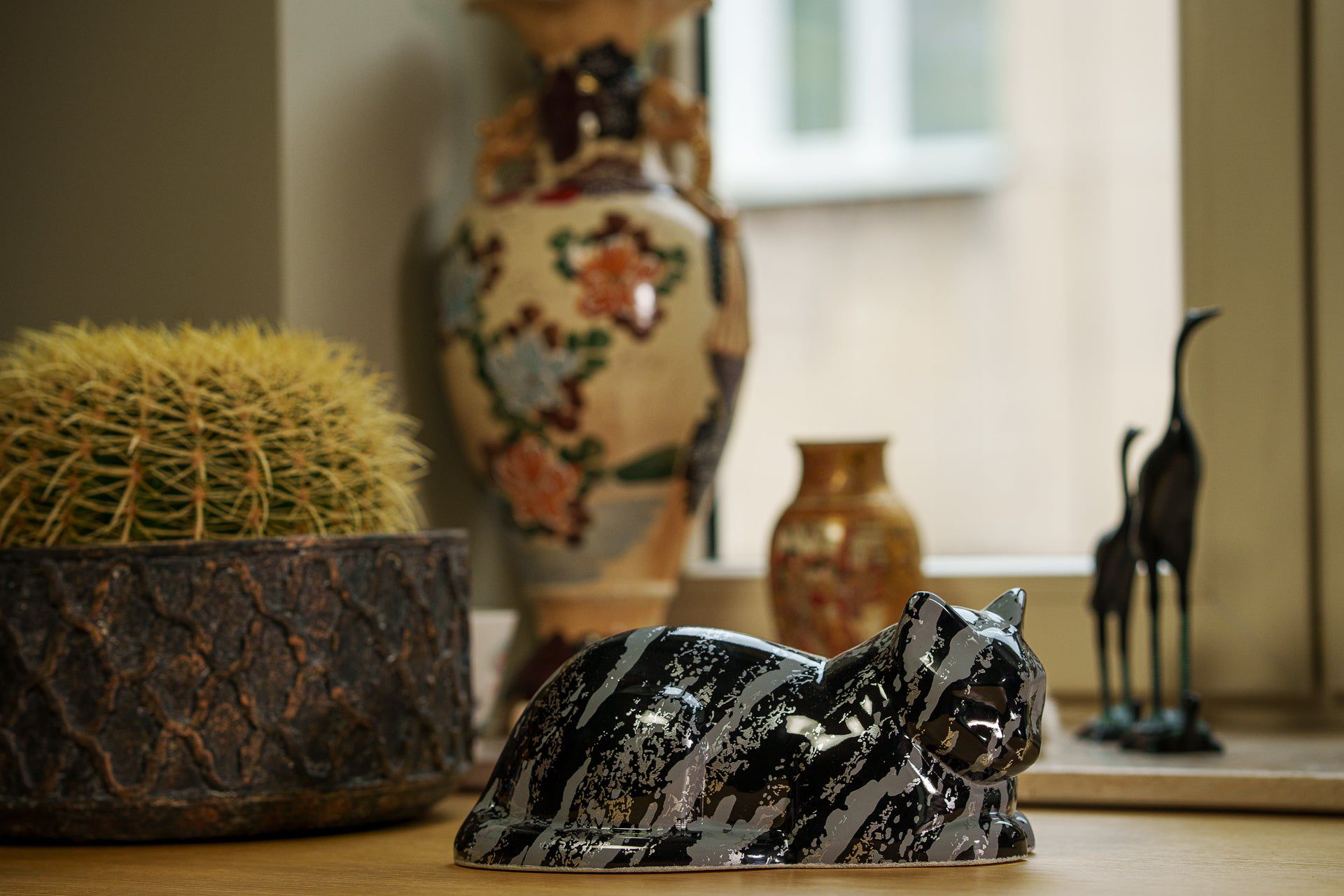 Pulvis Art Urns Pet Urn HydroGraphics Pet Urn For Cat | Mixed Blue | Ceramic