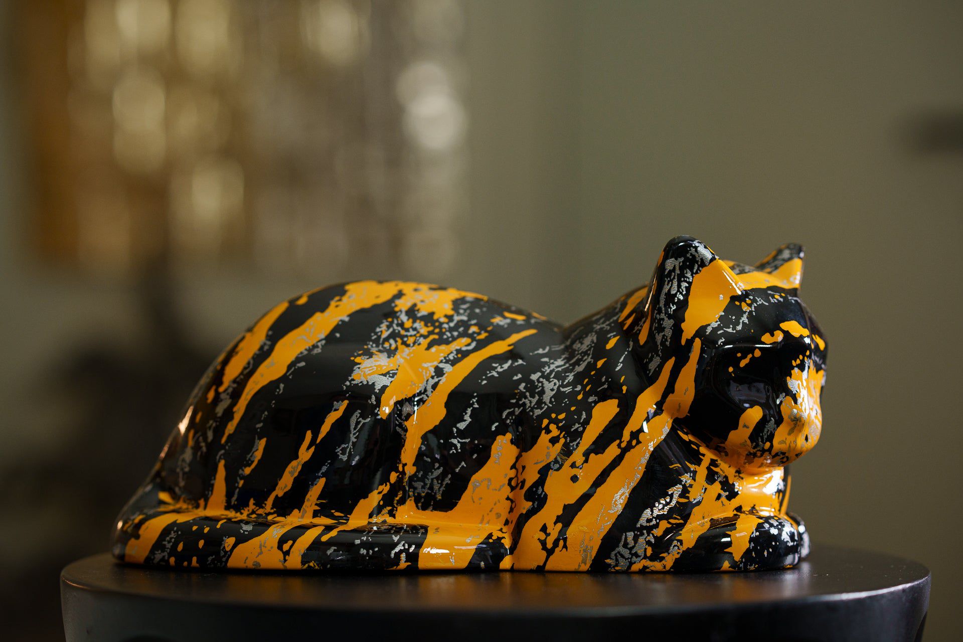 Pulvis Art Urns Pet Urn HydroGraphics Pet Urn For Cat | Mixed Yellow | Ceramic