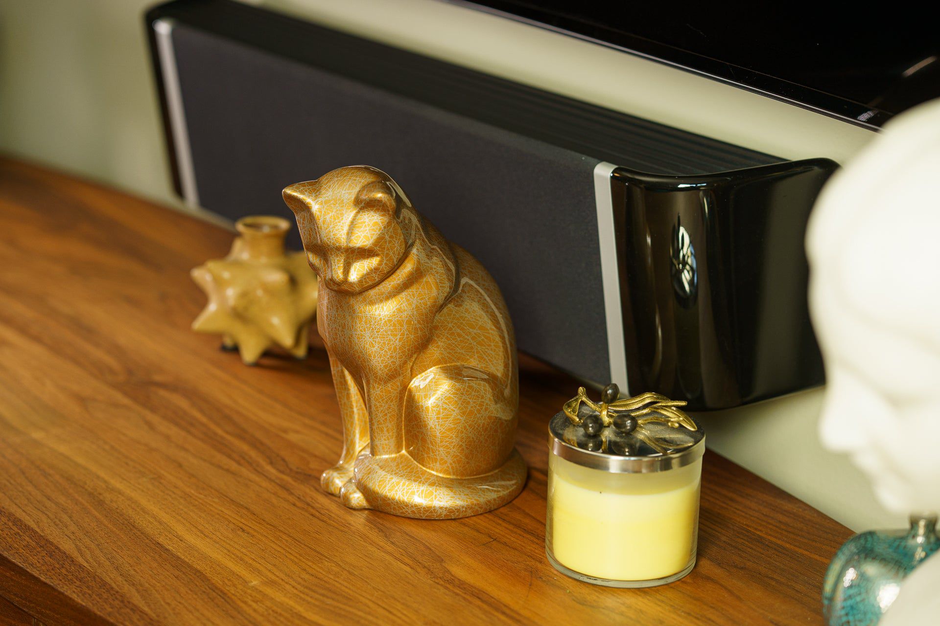 Pulvis Art Urns Pet Urn HydroGraphics Pet Urn "Neko - Gold" - Ceramic | Hydro Dipping
