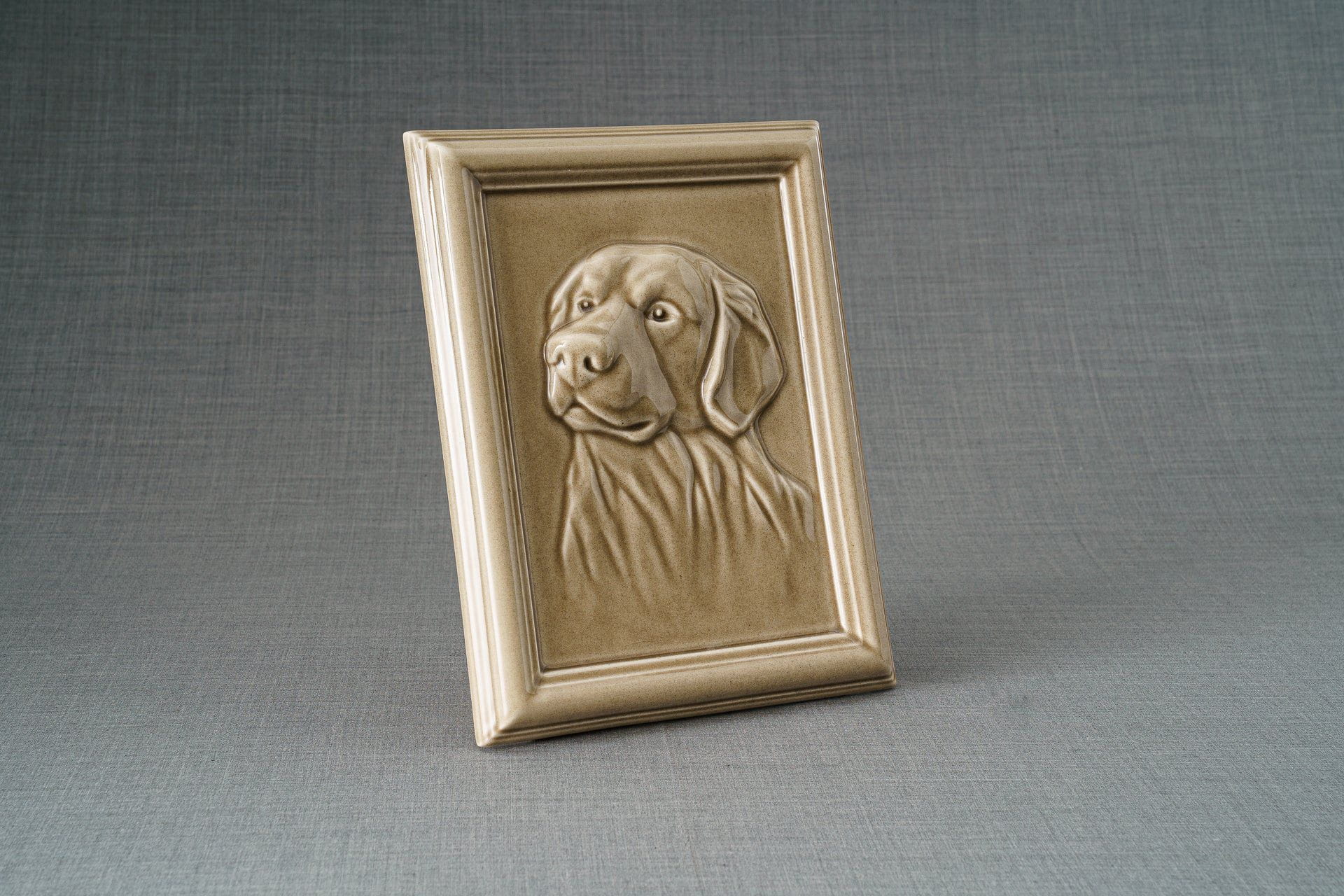 Pulvis Art Urns Pet Urn Labrador Pet Urn for Ashes - Beige Gray | Ceramic | Handmade