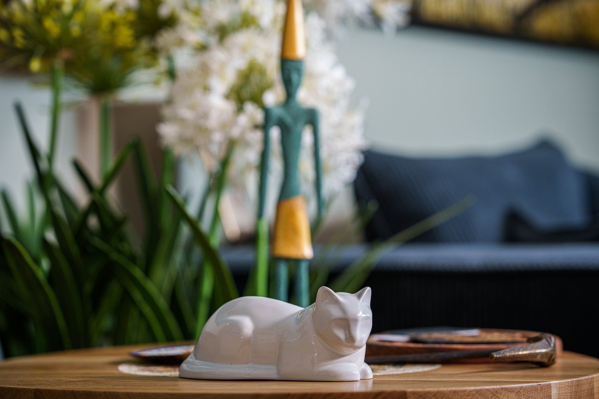 Pulvis Art Urns Pet Urn Mini Laying Cat Cremation Urn - Pearly White| Ceramic