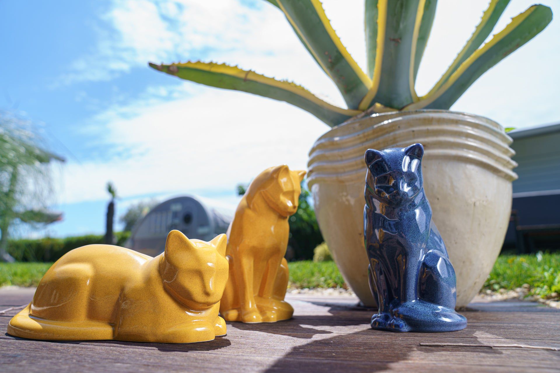 Pulvis Art Urns Pet Urn Mini Pet Urn for Ashes Neko - Amber Yellow | Ceramic | Handmade