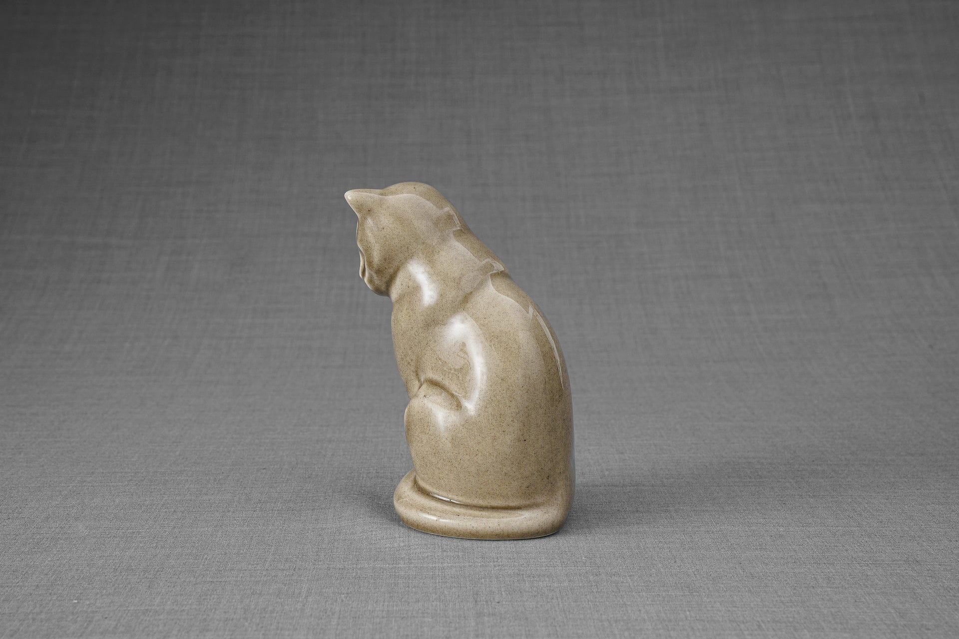 Pulvis Art Urns Pet Urn Mini Pet Urn for Ashes Neko - Beige Gray | Handmade | Ceramic
