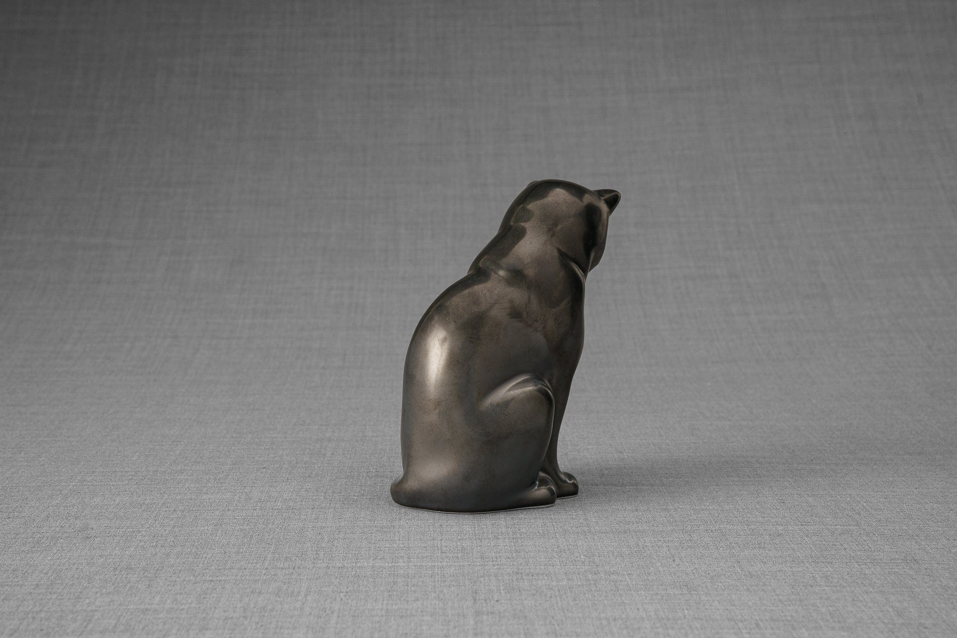 Pulvis Art Urns Pet Urn Mini Pet Urn for Ashes Neko - Dark Matte | Ceramic | Handmade