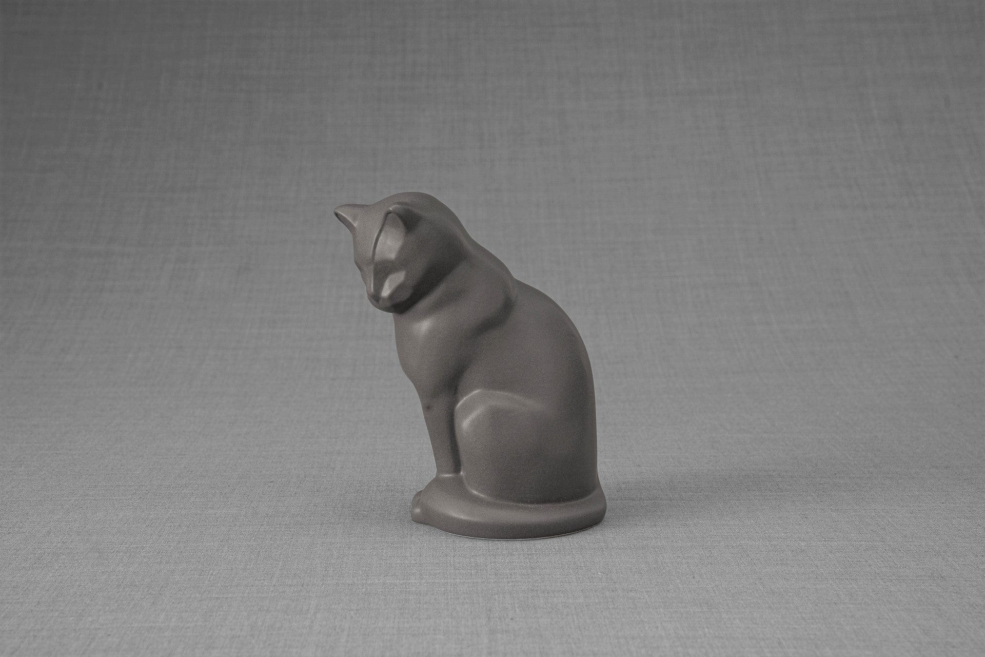 Pulvis Art Urns Pet Urn Mini Pet Urn for Ashes Neko - Gray Matte | Ceramic | Handmade
