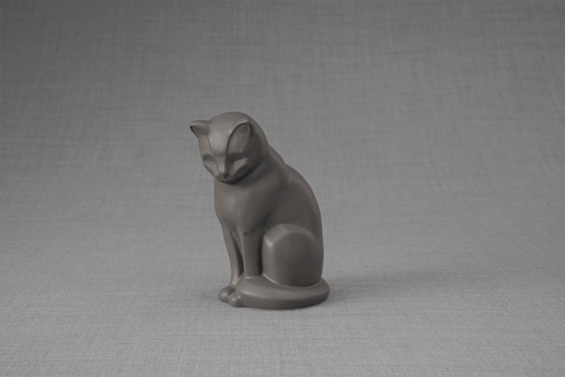 Pulvis Art Urns Pet Urn Mini Pet Urn for Ashes Neko - Gray Matte | Ceramic | Handmade