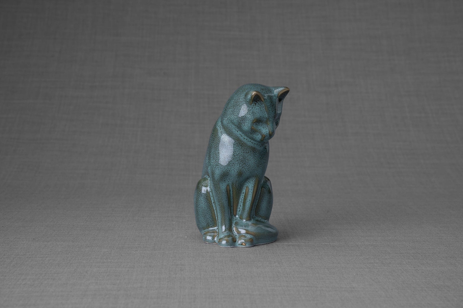 Pulvis Art Urns Pet Urn Mini Pet Urn for Ashes Neko - Oily Green Melange | Ceramic