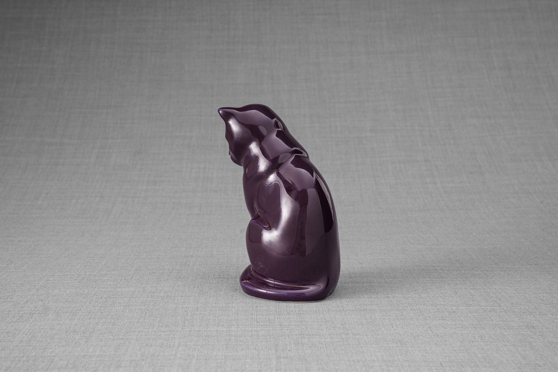 Pulvis Art Urns Pet Urn Mini Pet Urn for Ashes Neko - Violet | Ceramic | Handmade