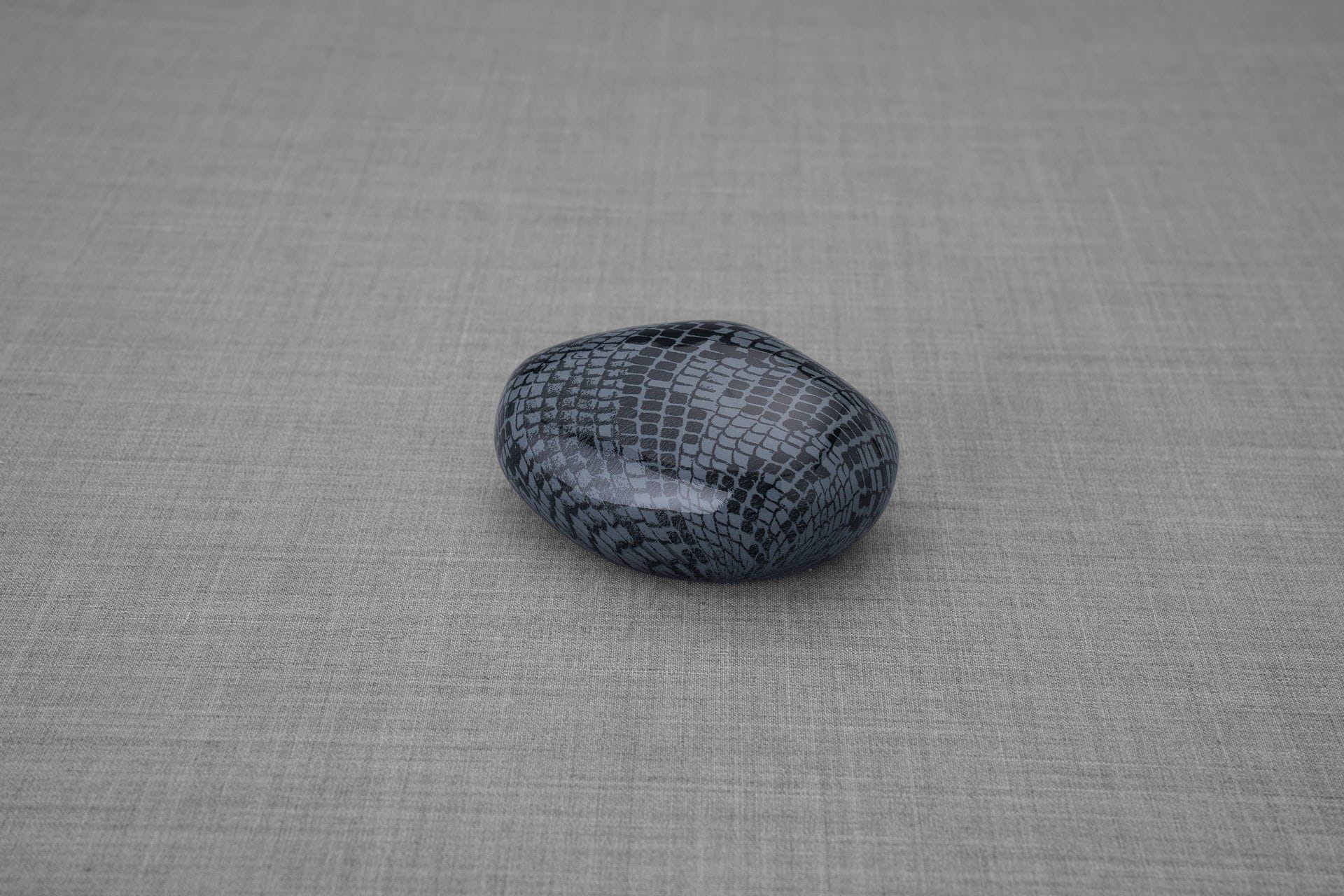 Pulvis Art Urns Pet Urn Mini Reptile Urn - Dark Blue | Ceramic | HydroGraphics