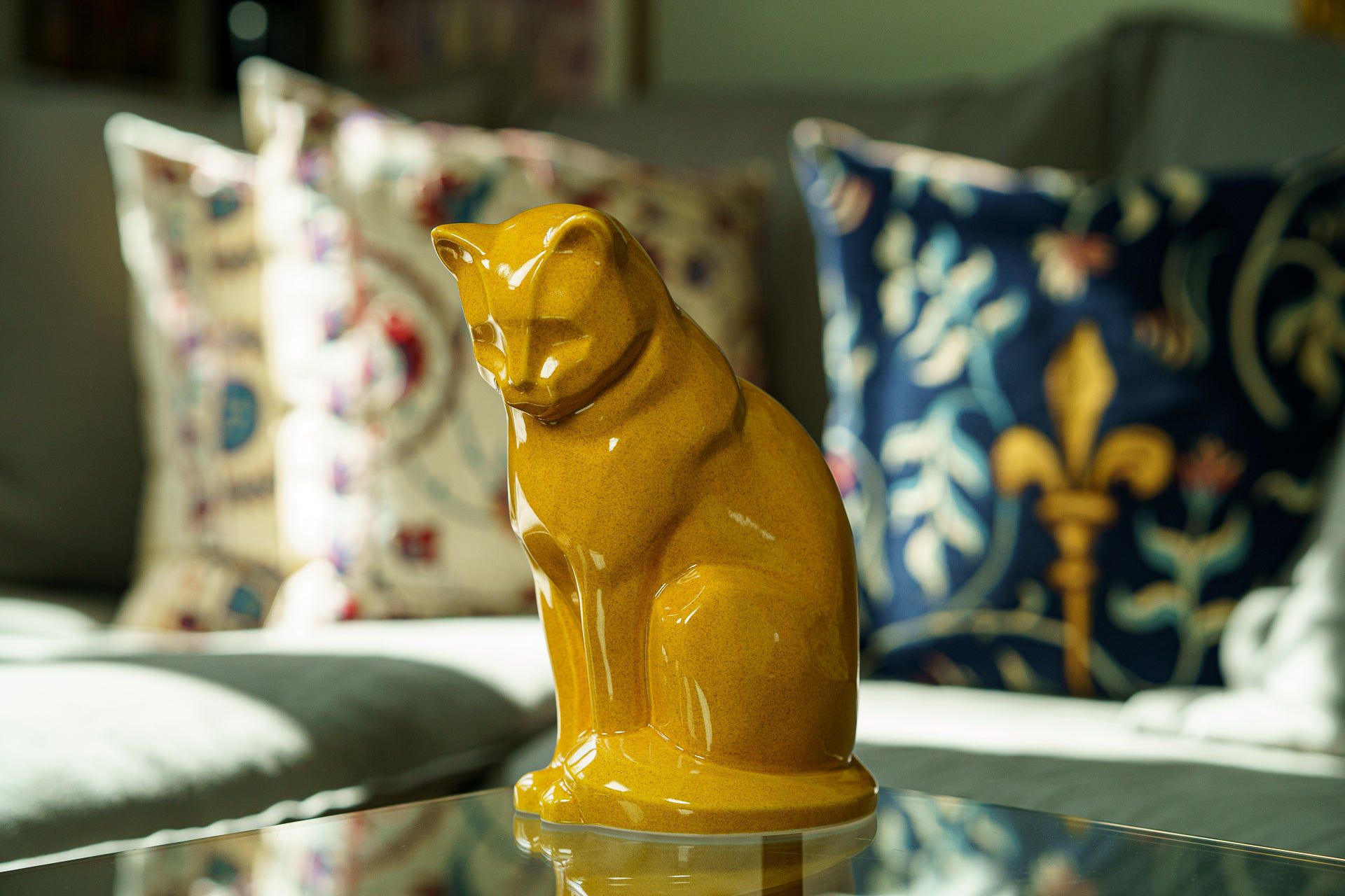 Pulvis Art Urns Pet Urn Neko Pet Urn for Ashes - Amber Yellow | Ceramic | Handmade