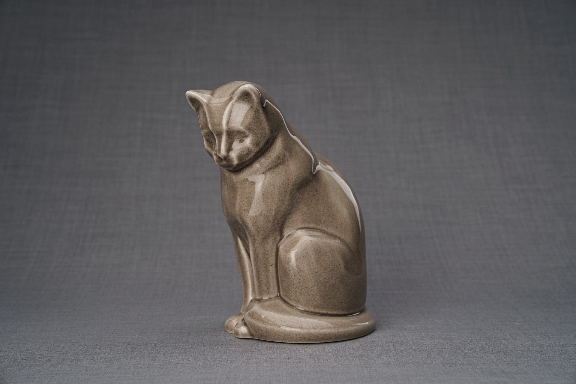 Pulvis Art Urns Pet Urn Neko Pet Urn for Ashes - Beige Grey | Ceramic | Handmade