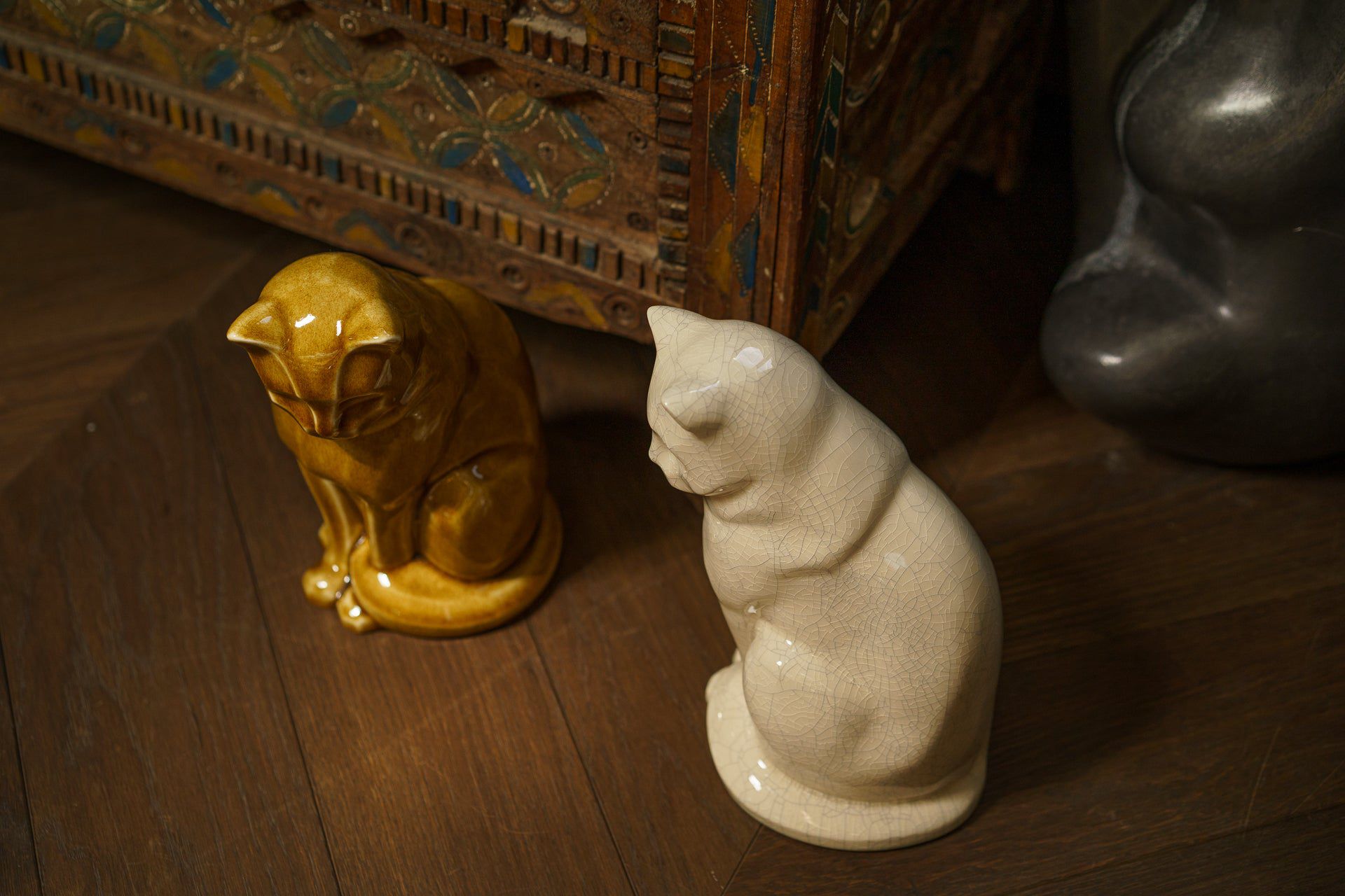 Pulvis Art Urns Pet Urn Neko Pet Urn for Ashes - Craquelure | Ceramic | Handmade