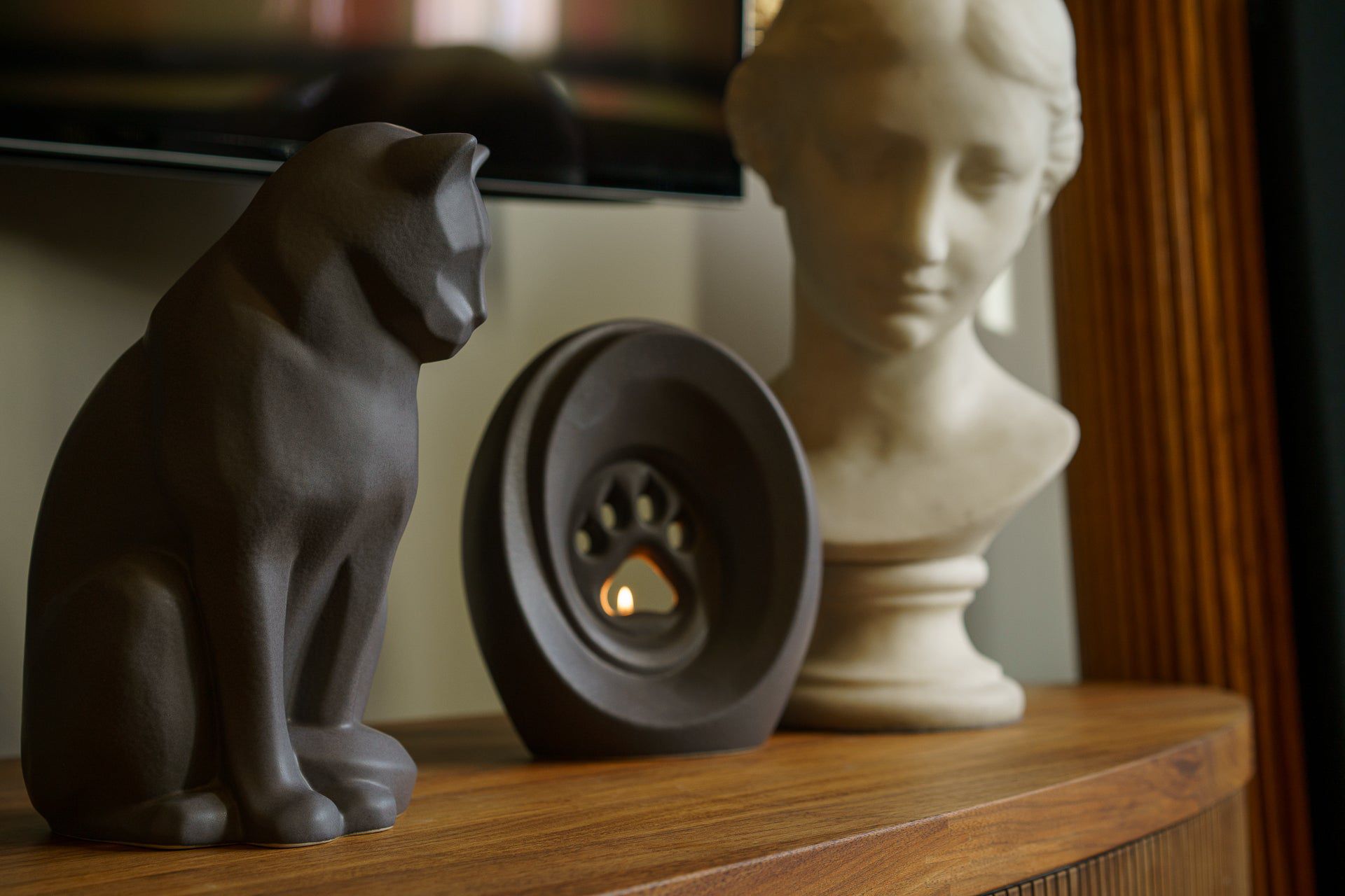 Pulvis Art Urns Pet Urn Neko Pet Urn for Ashes - Gray Matte | Ceramic | Handmade