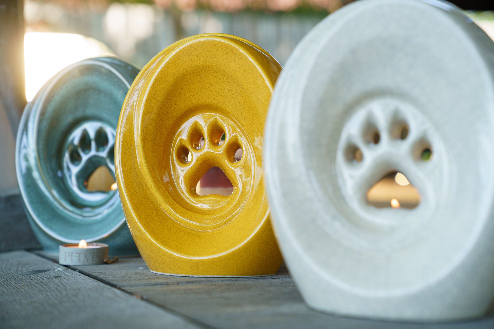 Pulvis Art Urns Pet Urn Paw Pet Urn for Ashes - Amber Yellow | Ceramic | Handmade