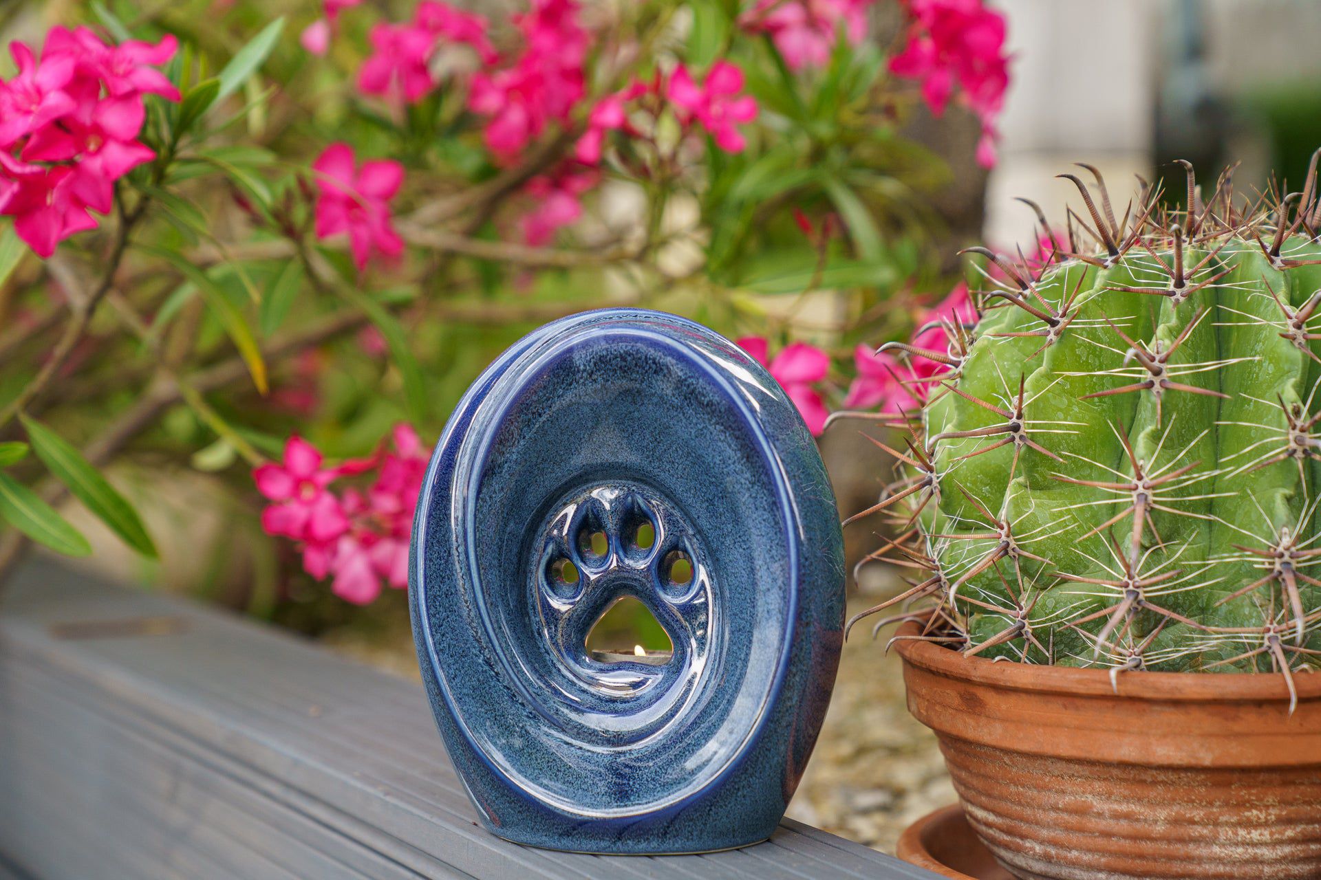 Pulvis Art Urns Pet Urn Paw Pet Urn for Ashes - Blue Melange | Ceramic | Handmade