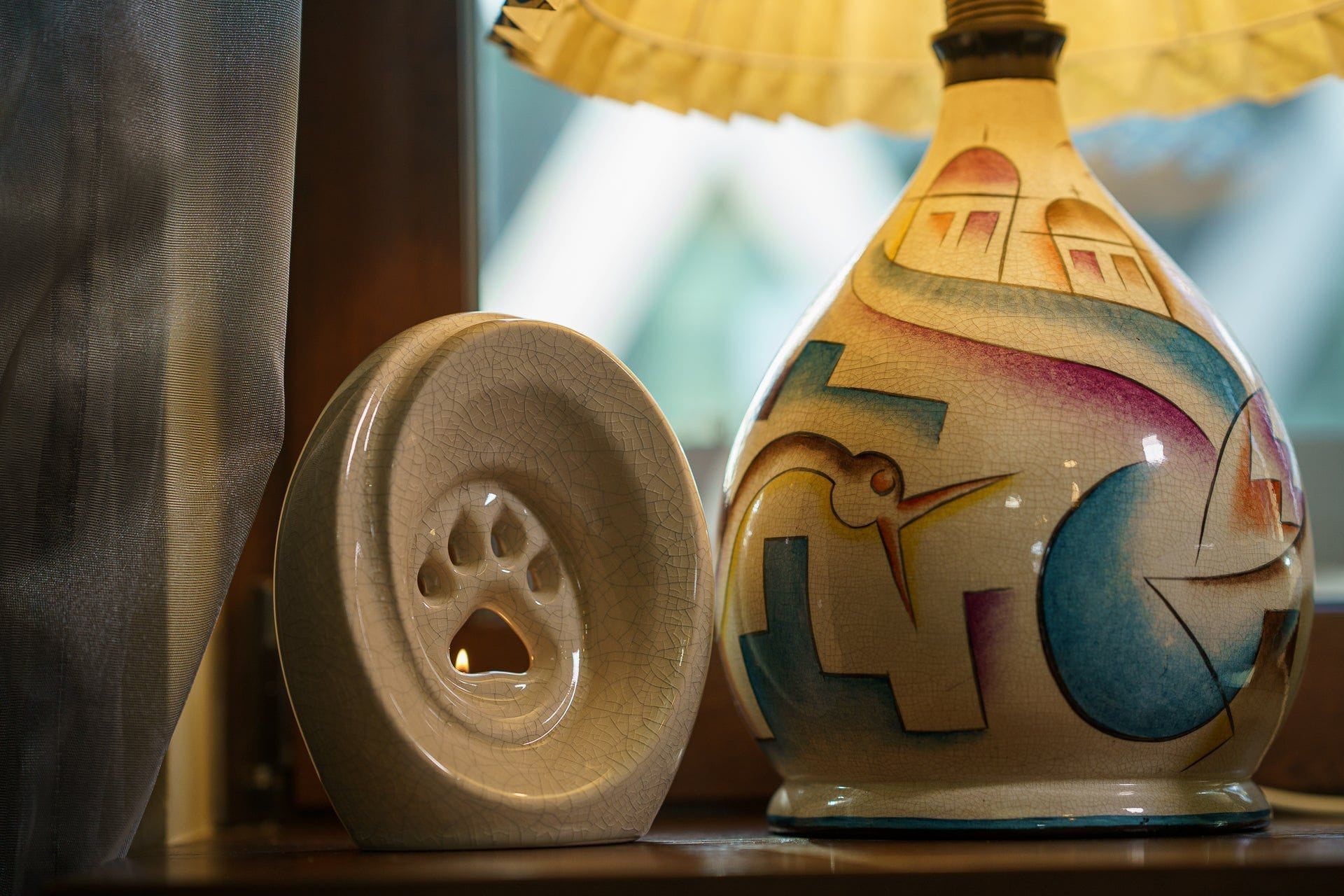 Pulvis Art Urns Pet Urn Paw Pet Urn for Ashes - Craquelure | Ceramic | Handmade