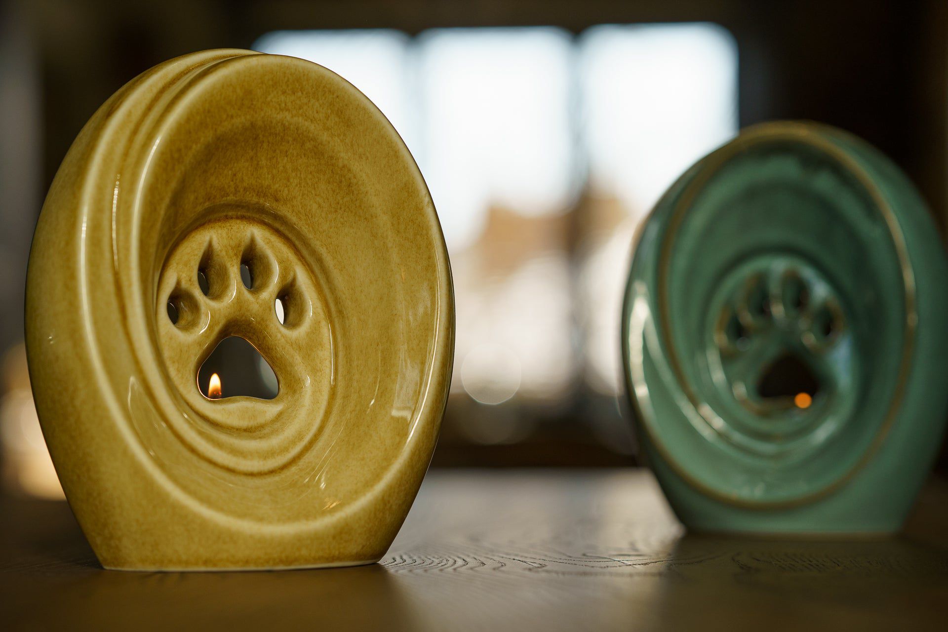 Pulvis Art Urns Pet Urn Paw Pet Urn for Ashes - Dark Sand | Ceramic | Handmade